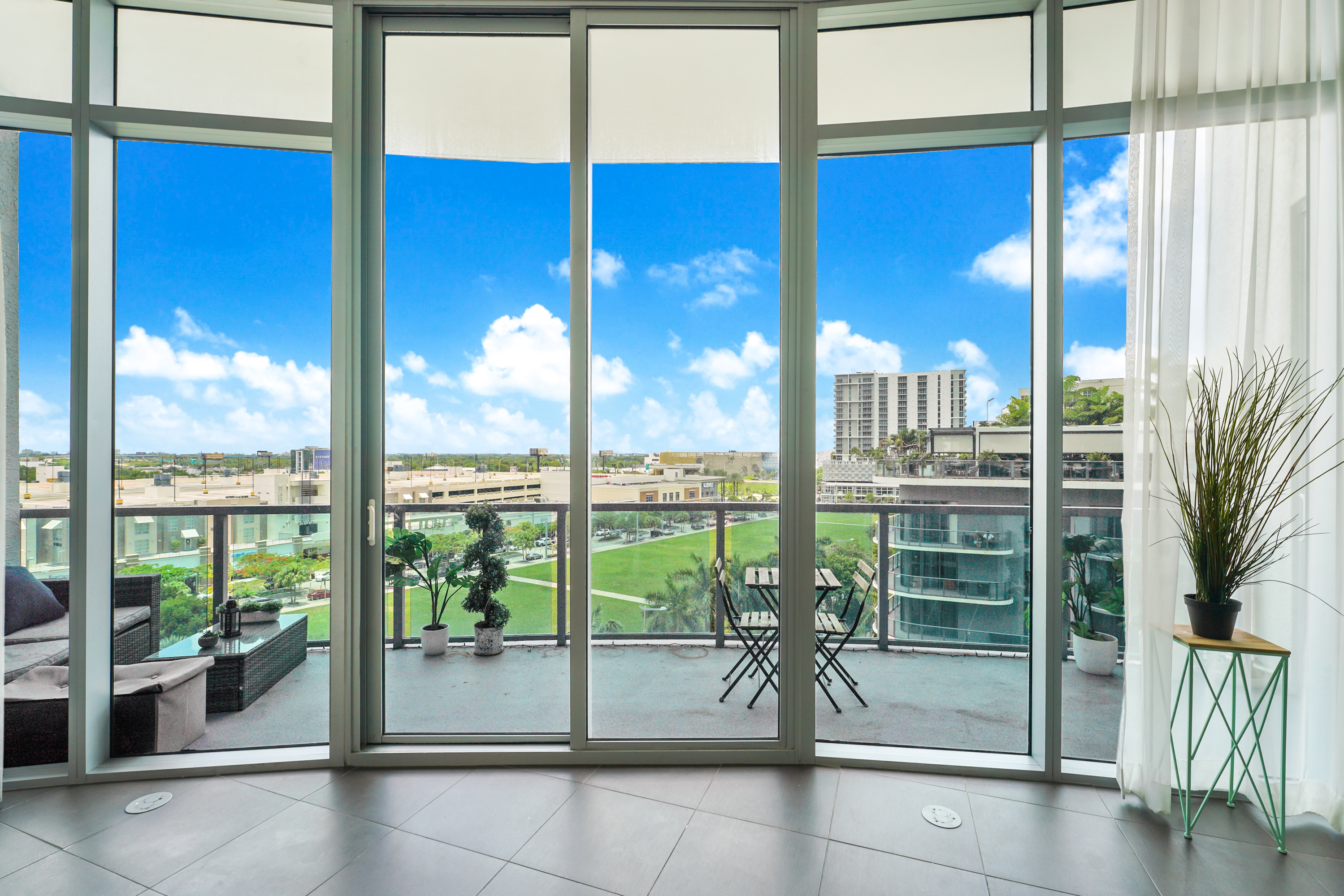  3301 NE 1st Ave, Miami, FL, 33137 - 物件實景