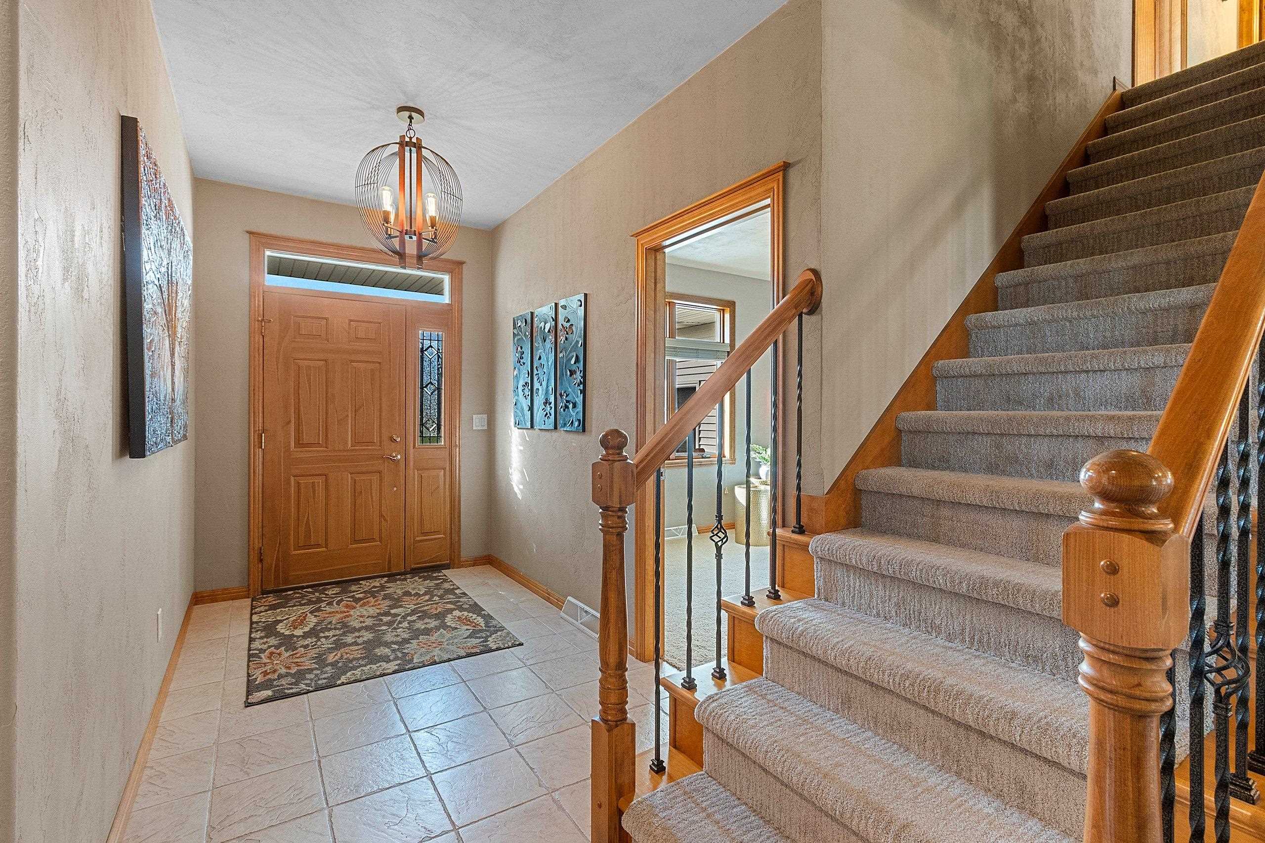 APPLETON, Wisconsin, 54913, United States, 4 Bedrooms Bedrooms, ,3 BathroomsBathrooms,Residential,For Sale,1960996