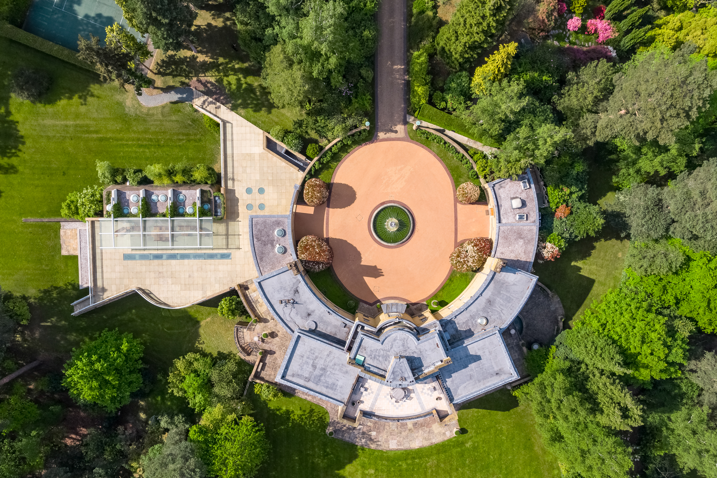  A Landmark Art Deco Estate on St George’s Hill - 物件實景