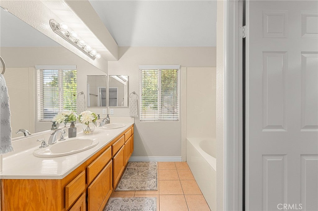 Loma Linda, California, 92354, United States, 3 Bedrooms Bedrooms, ,2 BathroomsBathrooms,Residential,For Sale,1921715