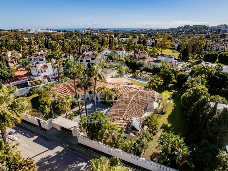 Marbella, Andalusia, ES, 5 Bedrooms Bedrooms, ,5 BathroomsBathrooms,Residential,For Sale,1767301