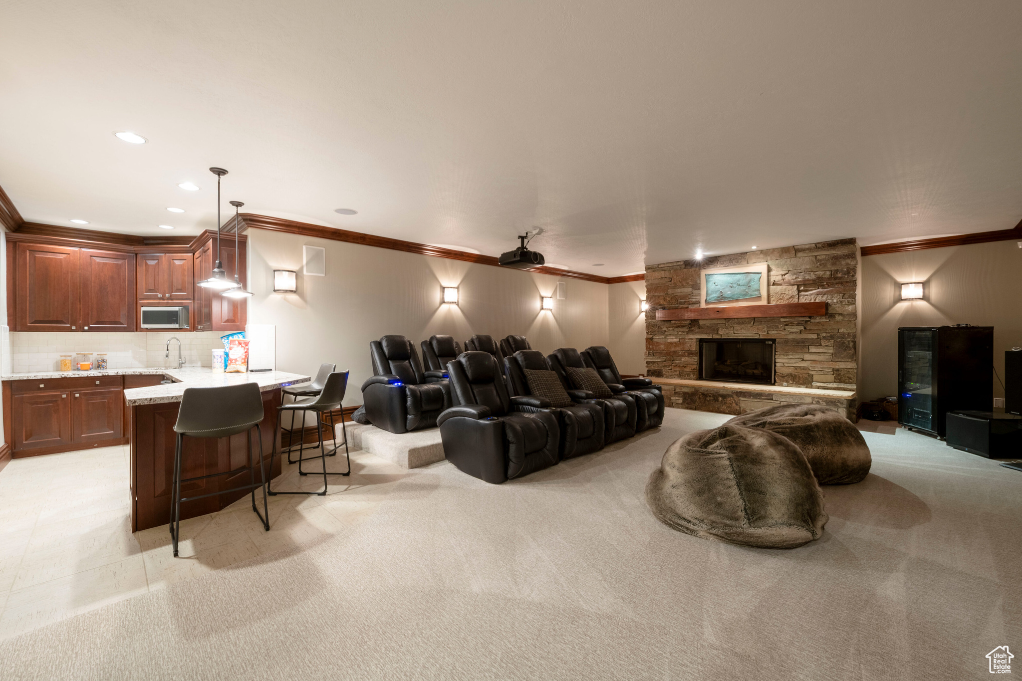 2227 E 5340 S, Holladay, Utah, 84117, United States, 7 Bedrooms Bedrooms, ,8 BathroomsBathrooms,Residential,For Sale,2227 E 5340 S,1624548