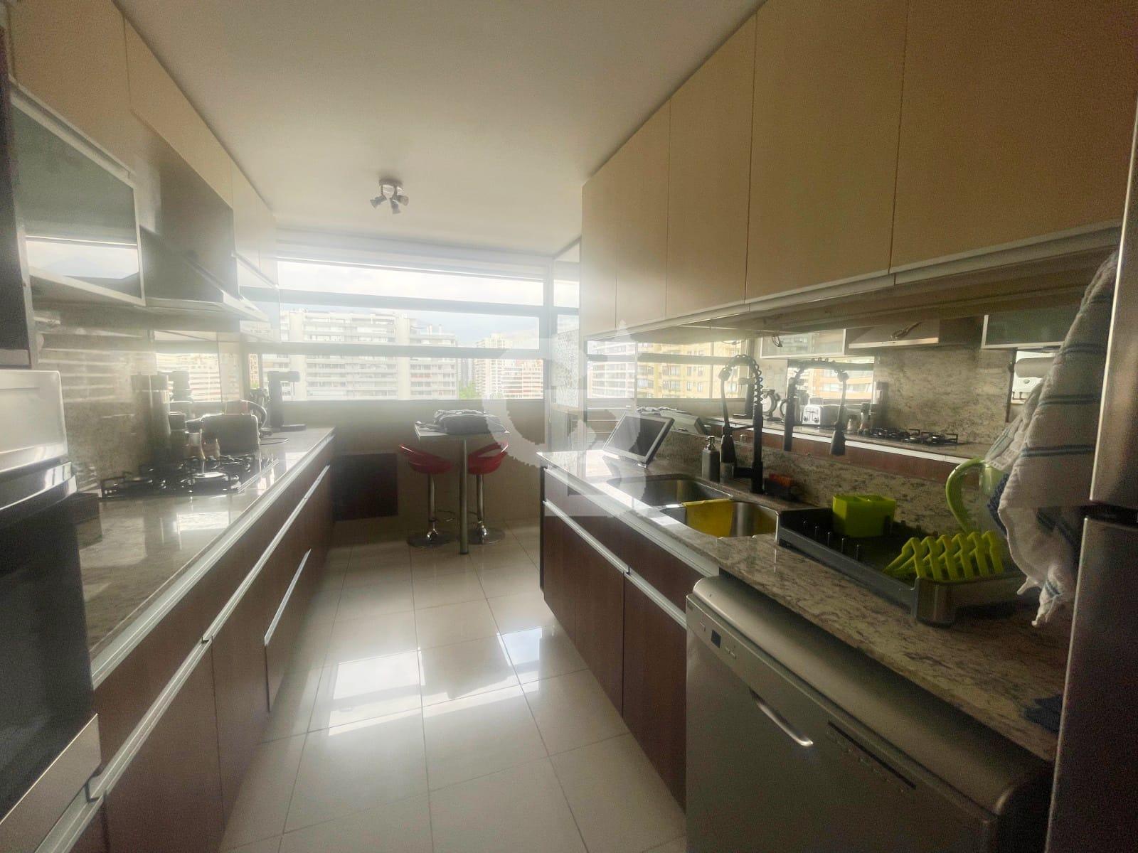 Las Condes, Chile, 3 Bedrooms Bedrooms, ,3 BathroomsBathrooms,Residential,For Sale,1971703