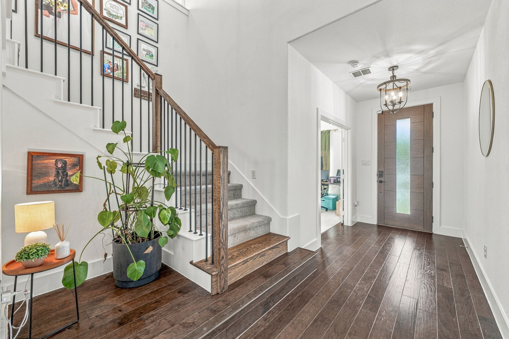  Your New Home Comes with a Rate Advantage - 物件實景