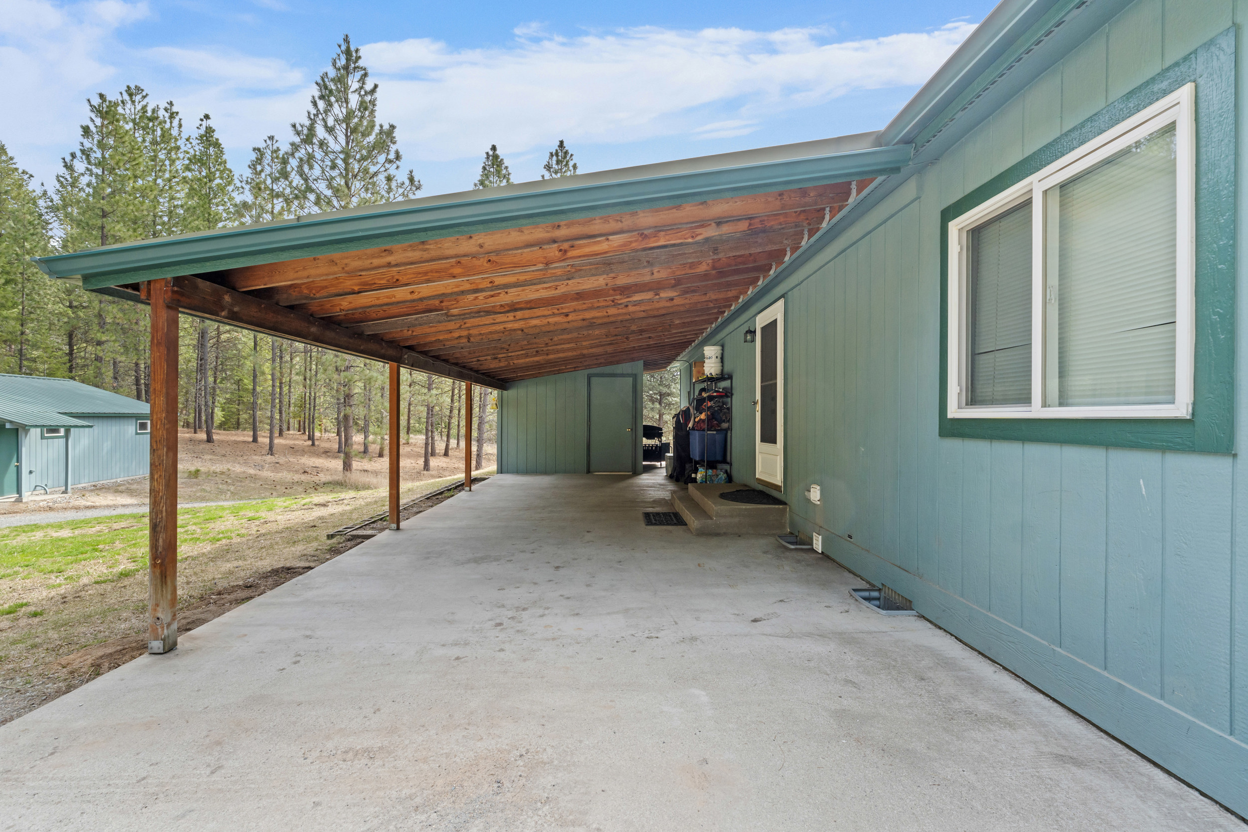Colville, Washington, 99114, United States, 2 Bedrooms Bedrooms, ,3 BathroomsBathrooms,Residential,For Sale,1763209