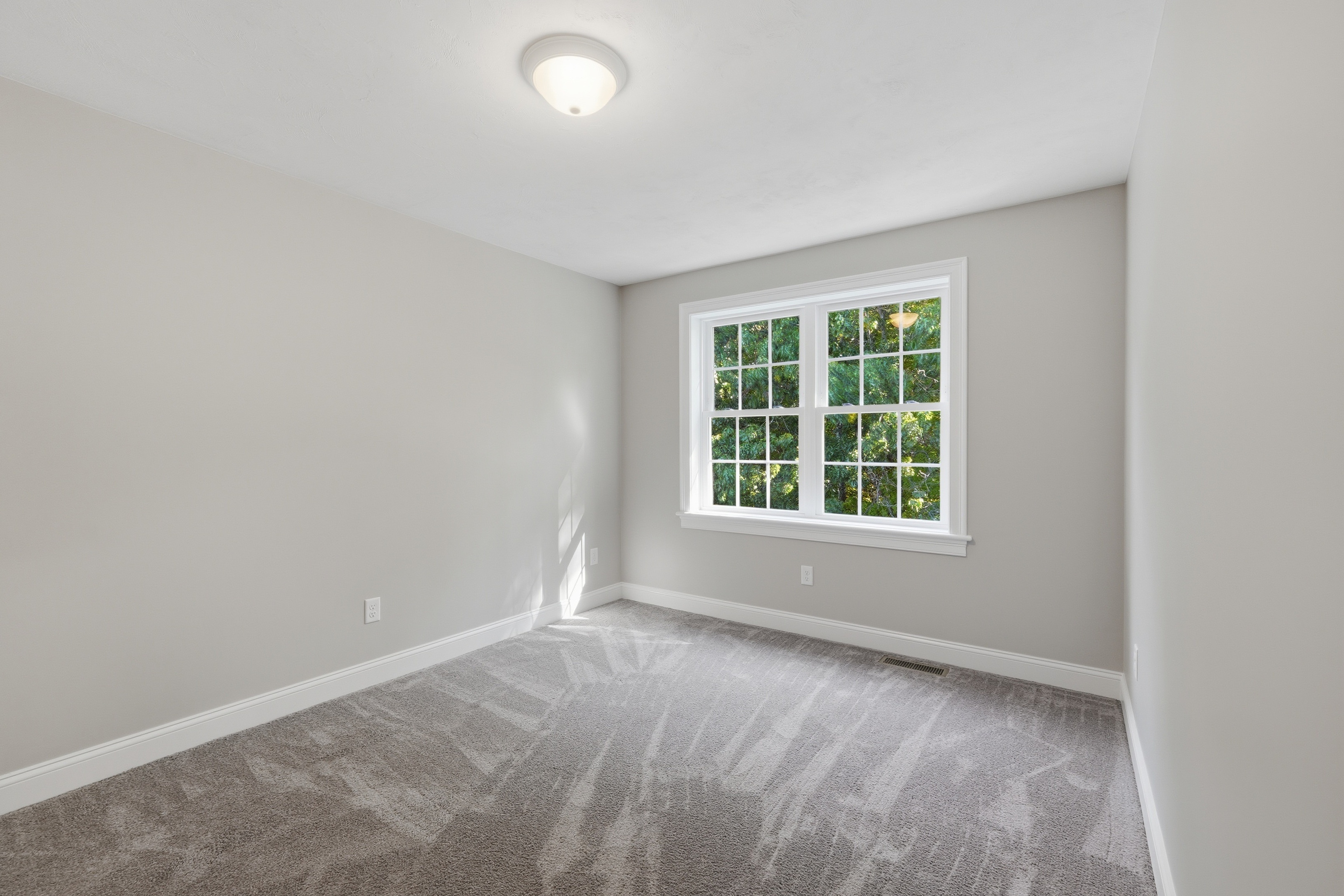  126 Townsend Harbor Road, Lunenburg, MA 01462 - 物件實景
