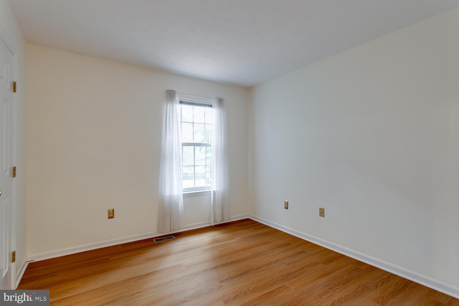 Waldorf, Maryland, 20603, United States, 4 Bedrooms Bedrooms, ,3 BathroomsBathrooms,Residential,For Sale,1942572