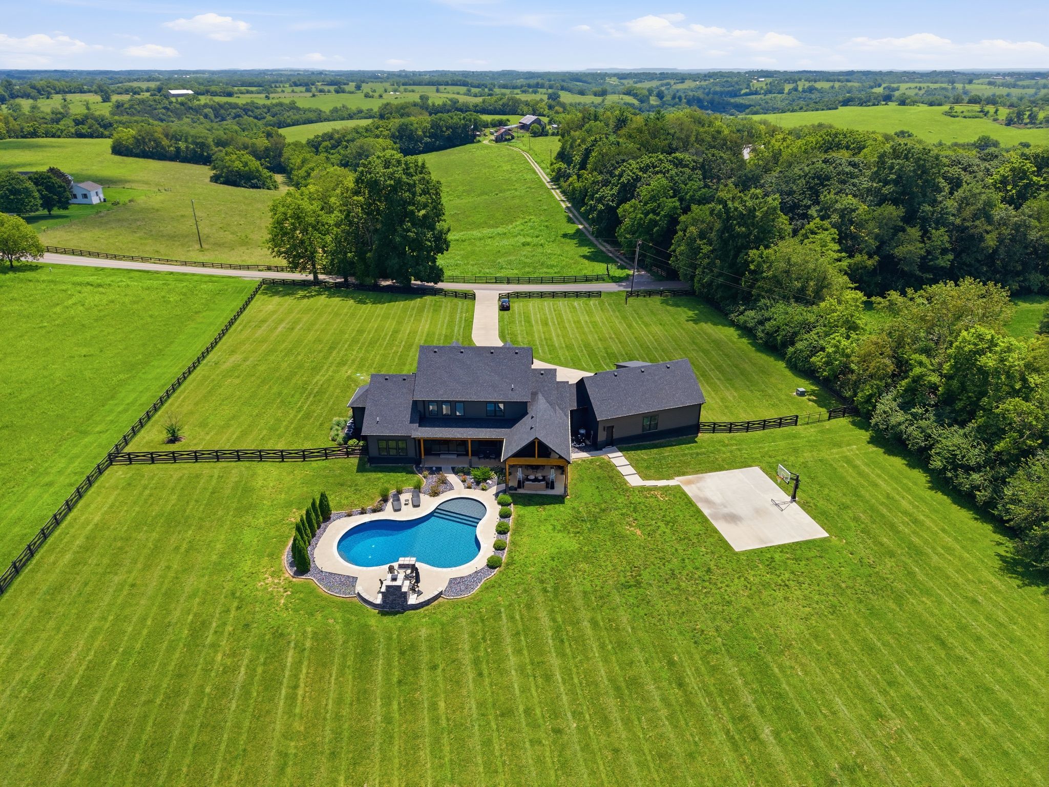  5039 Combs Ferry Road - 物件實景
