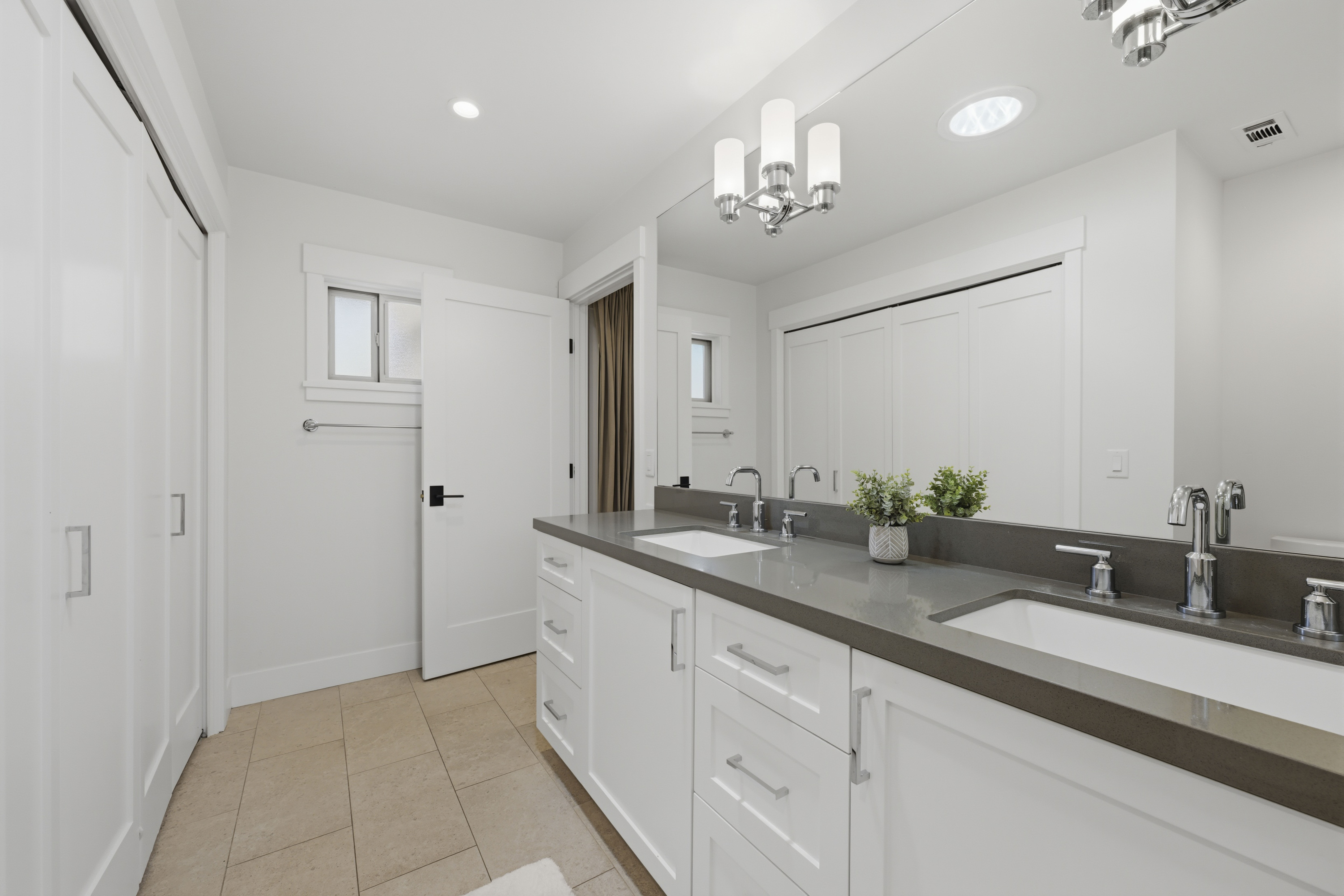  2929 Latham Drive, Sacramento, CA 95864 - 物件實景