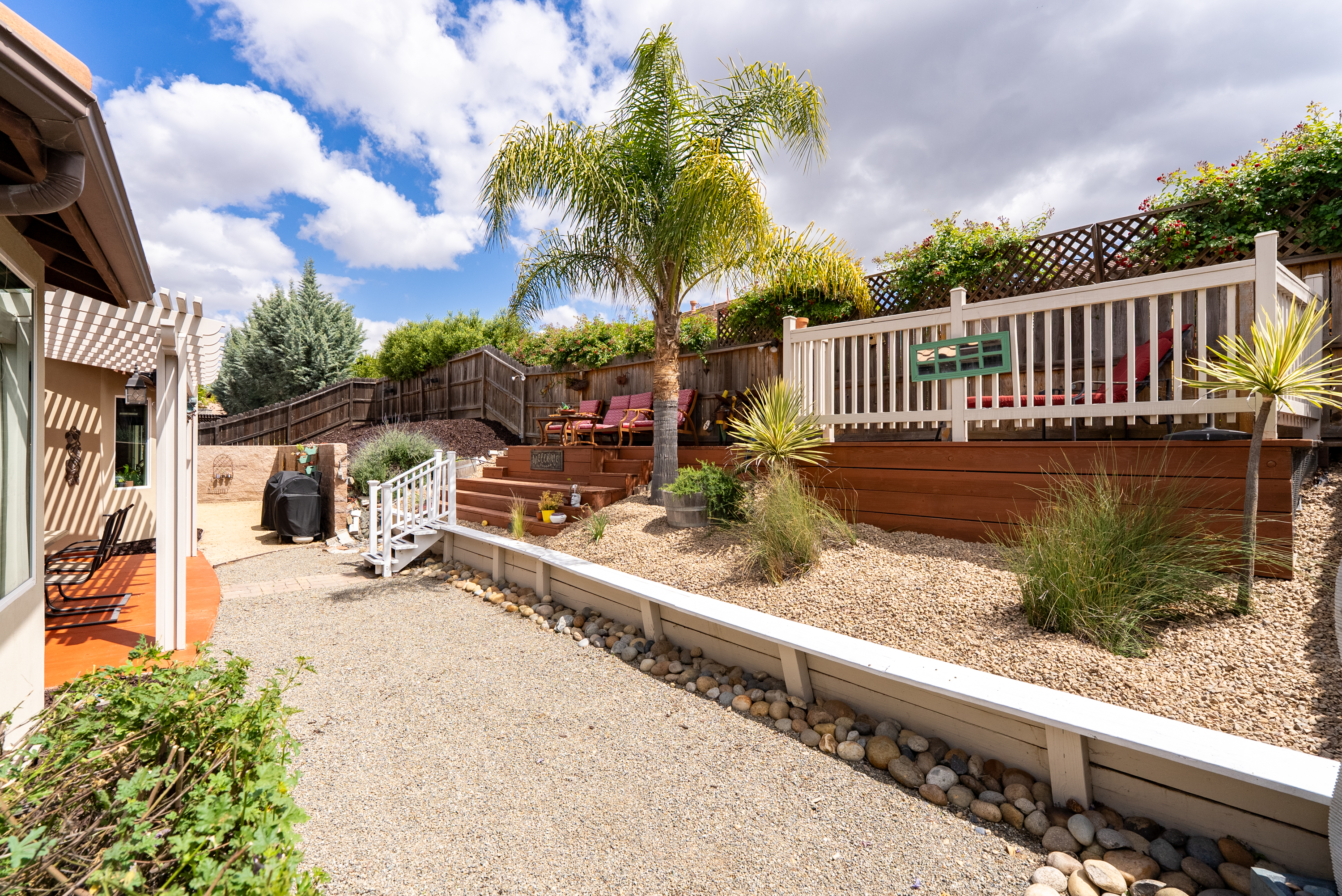  Timeless Living in Vintage at Montebello Oaks - 物件實景