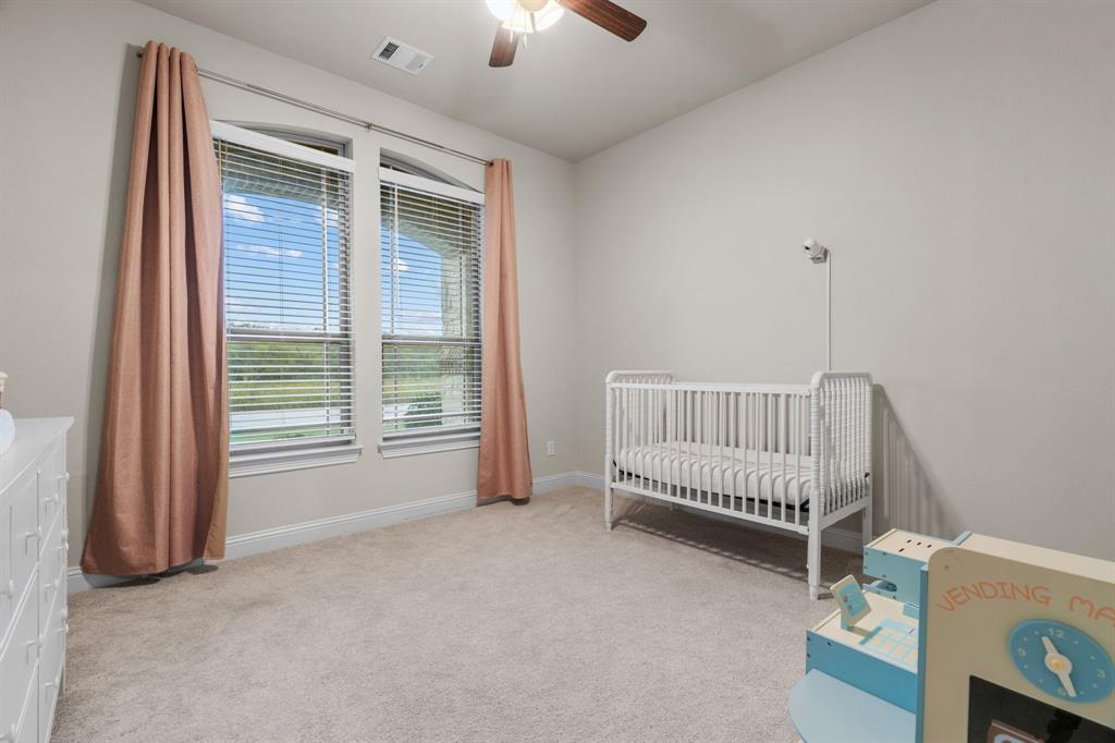 Waxahachie, Texas, 75165, United States, 4 Bedrooms Bedrooms, ,3 BathroomsBathrooms,Residential,For Sale,1981822