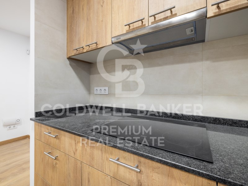 Barcelona Capital, Catalonia, ES, 4 Bedrooms Bedrooms, ,2 BathroomsBathrooms,Residential,For Sale,1752562