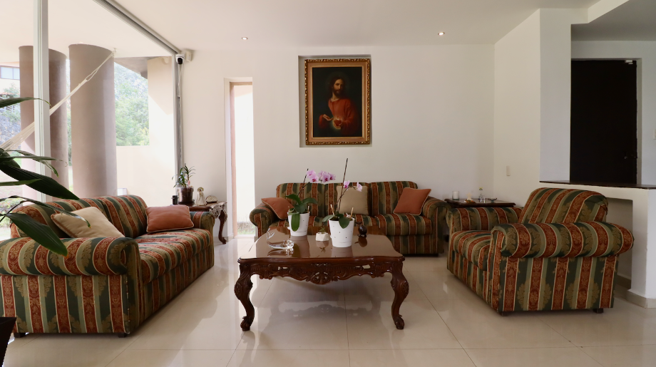 Morelia, Michoacán de Ocampo, 58350, Mexico, 4 Bedrooms Bedrooms, ,4 BathroomsBathrooms,Residential,For Sale,1998426