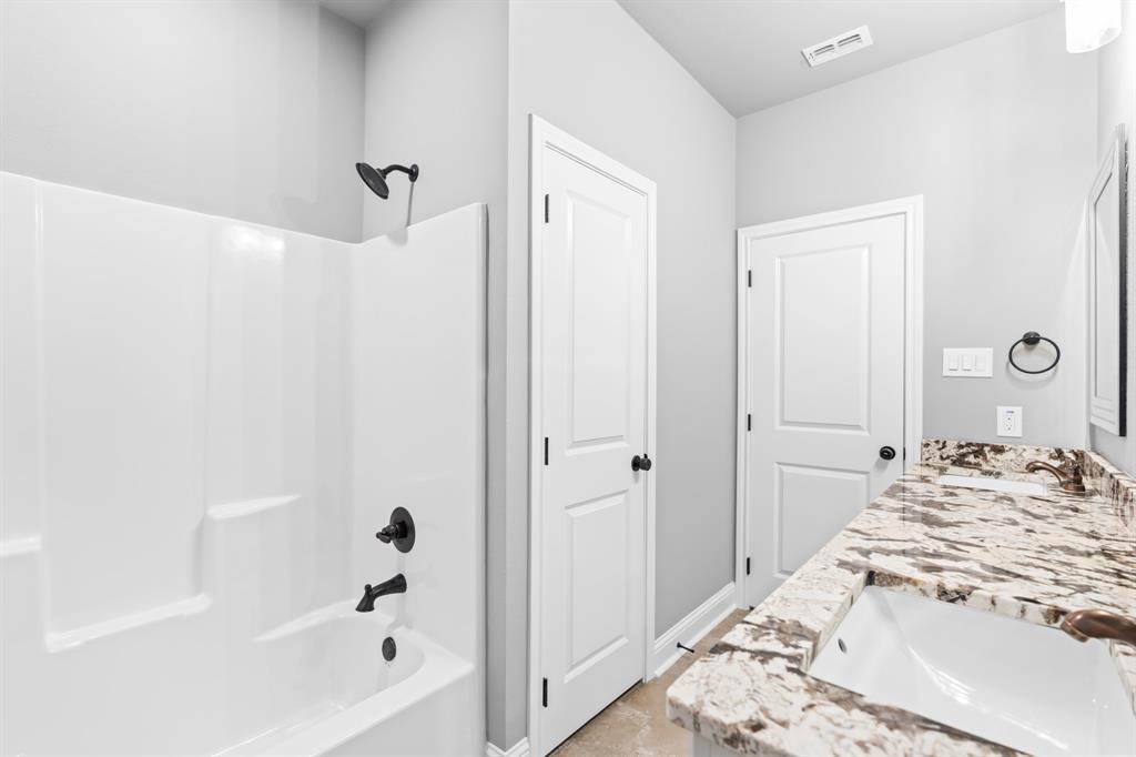 Robinson, Texas, 76706, United States, 4 Bedrooms Bedrooms, ,3 BathroomsBathrooms,Residential,For Sale,1805601