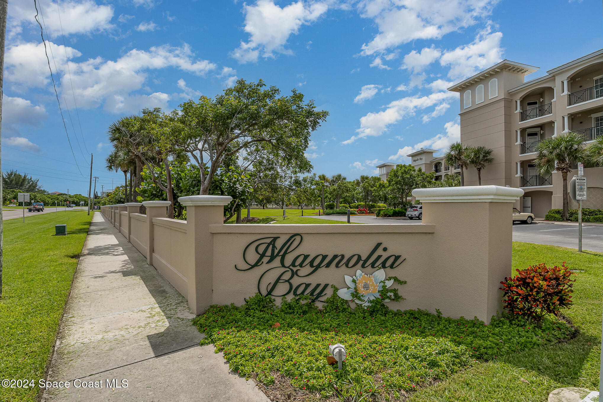 Cocoa Beach, Florida, 32931, United States, 3 Bedrooms Bedrooms, ,3 BathroomsBathrooms,Residential,For Sale,1870977