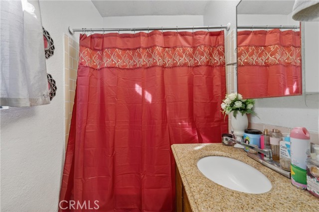 Lynwood, California, 90262, United States, 4 Bedrooms Bedrooms, ,Residential,For Sale,2010416