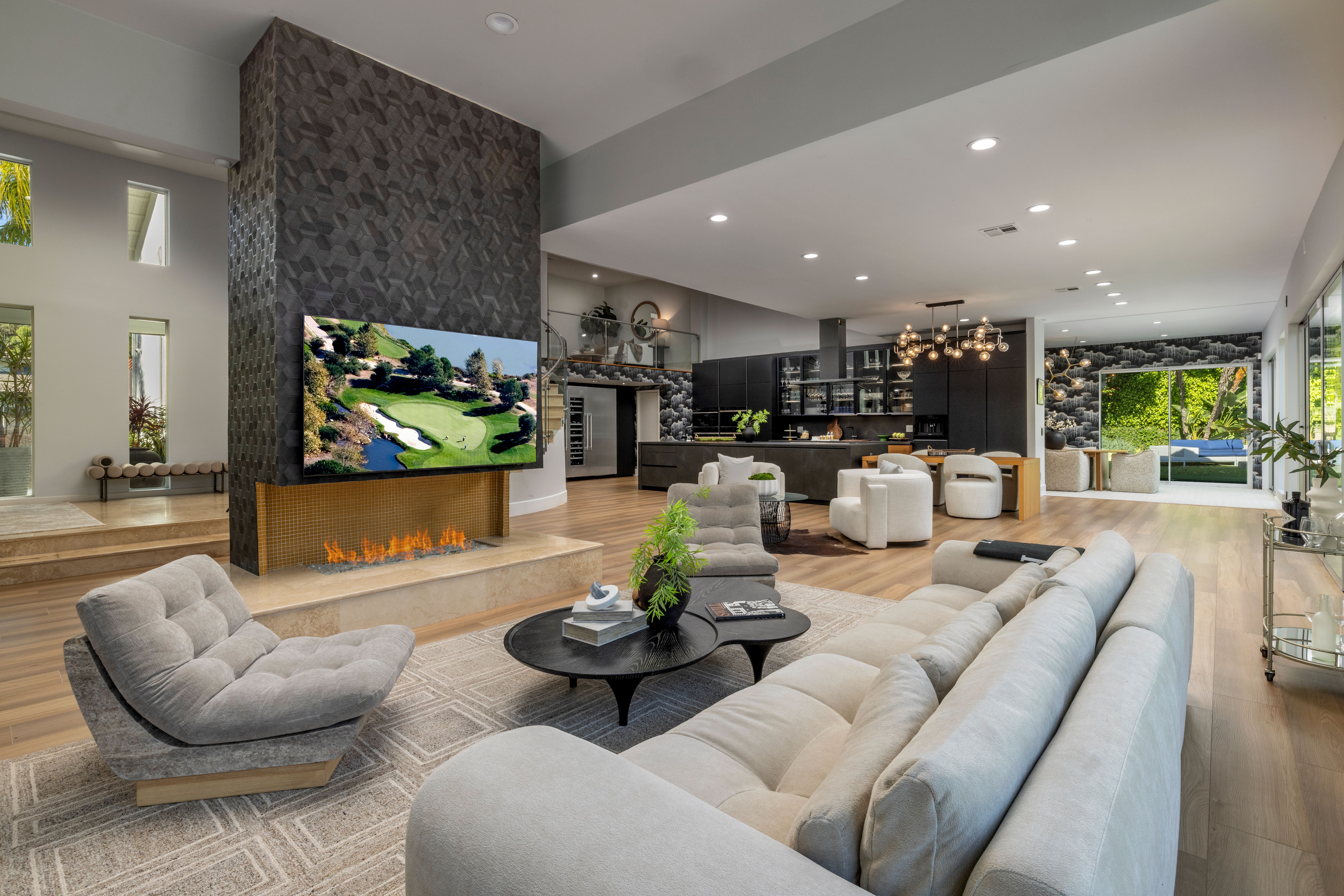  18782 Peppertree Drive, Villa Park, CA 92861 - 物件實景