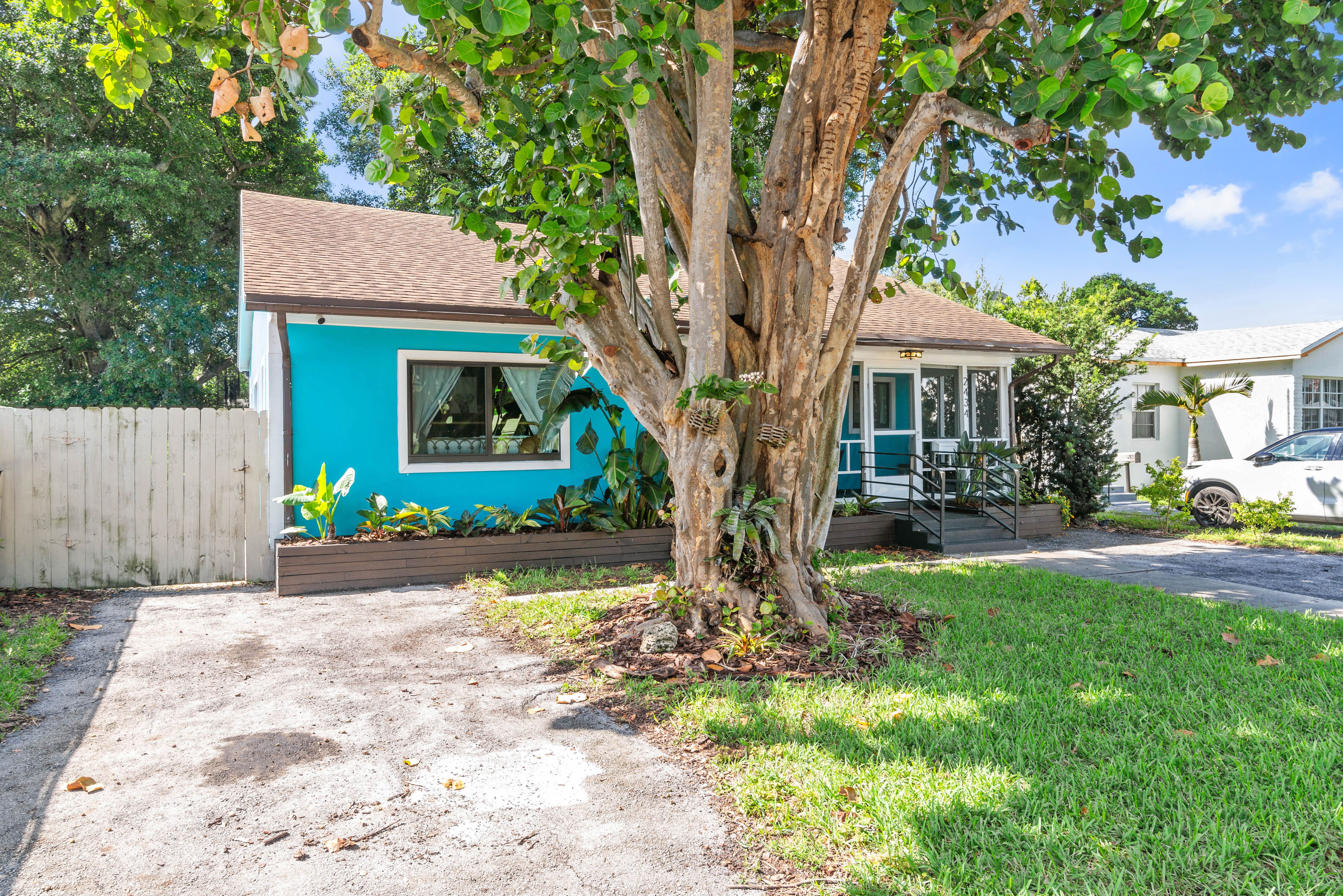  2434 Lincoln St, Hollywood, FL, 33020 - 物件實景