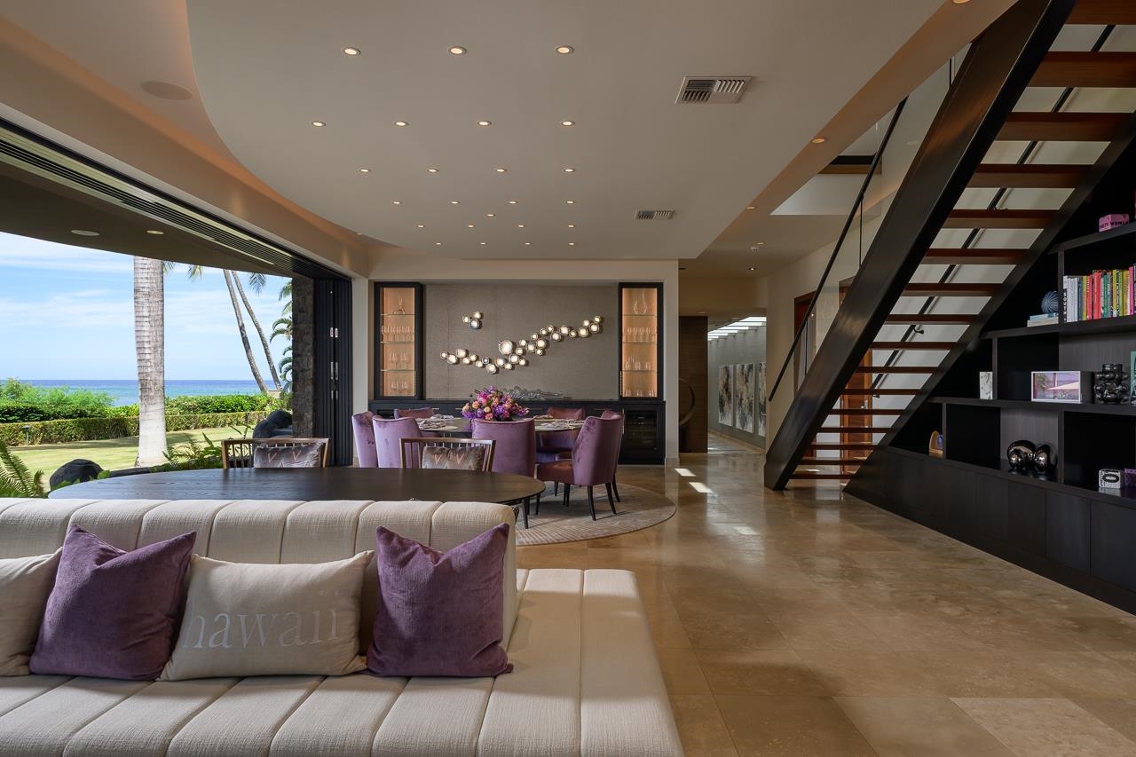 Lahaina, Hawaii, 96761, United States, 7 Bedrooms Bedrooms, ,9 BathroomsBathrooms,Residential,For Sale,1934362