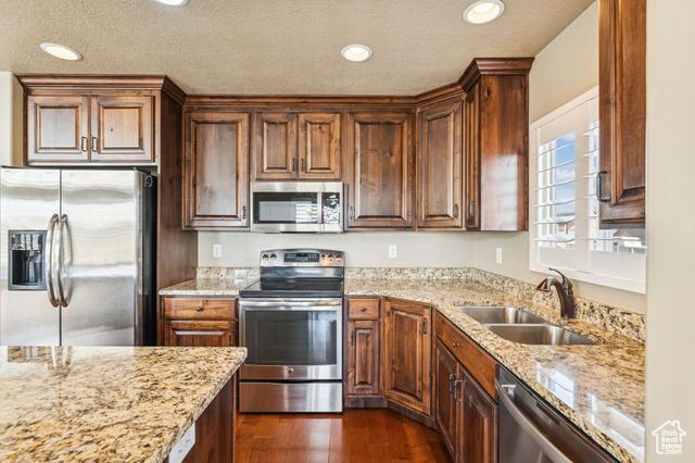 West Haven, Utah, 84401, United States, 6 Bedrooms Bedrooms, ,3 BathroomsBathrooms,Residential,For Sale,1984111