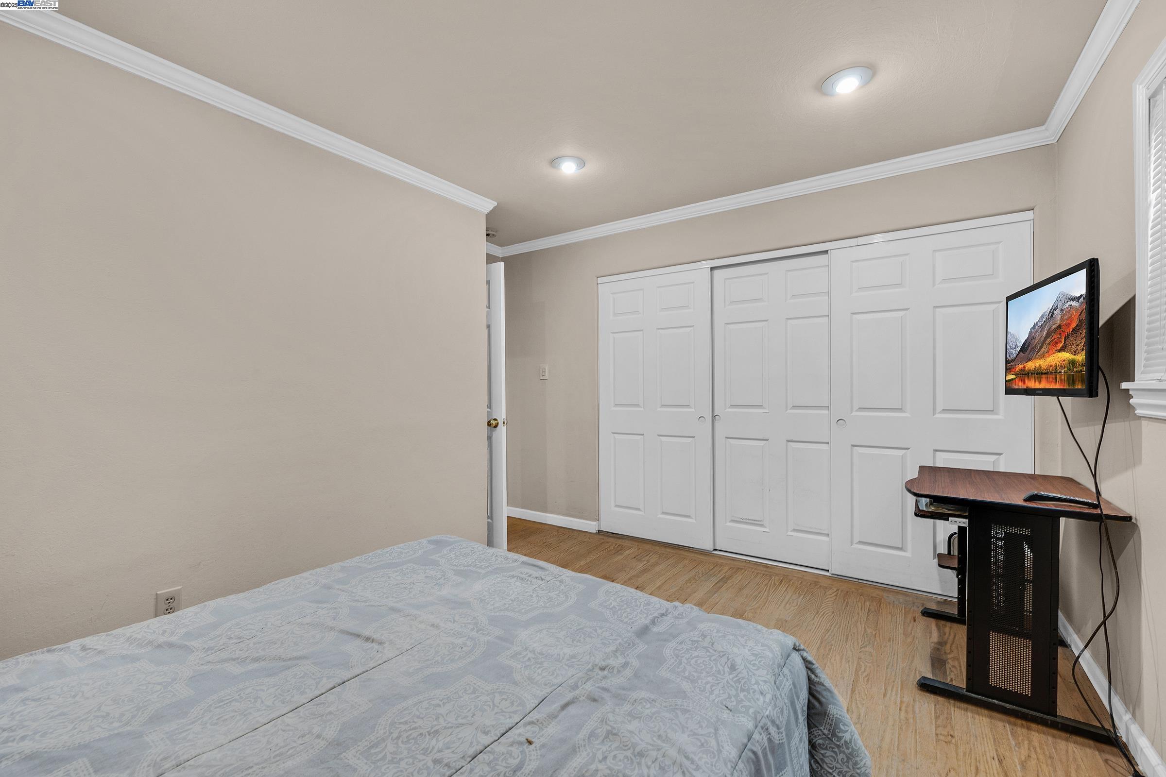 Hayward, California, 94544, United States, 3 Bedrooms Bedrooms, ,2 BathroomsBathrooms,Residential,For Sale,1999111