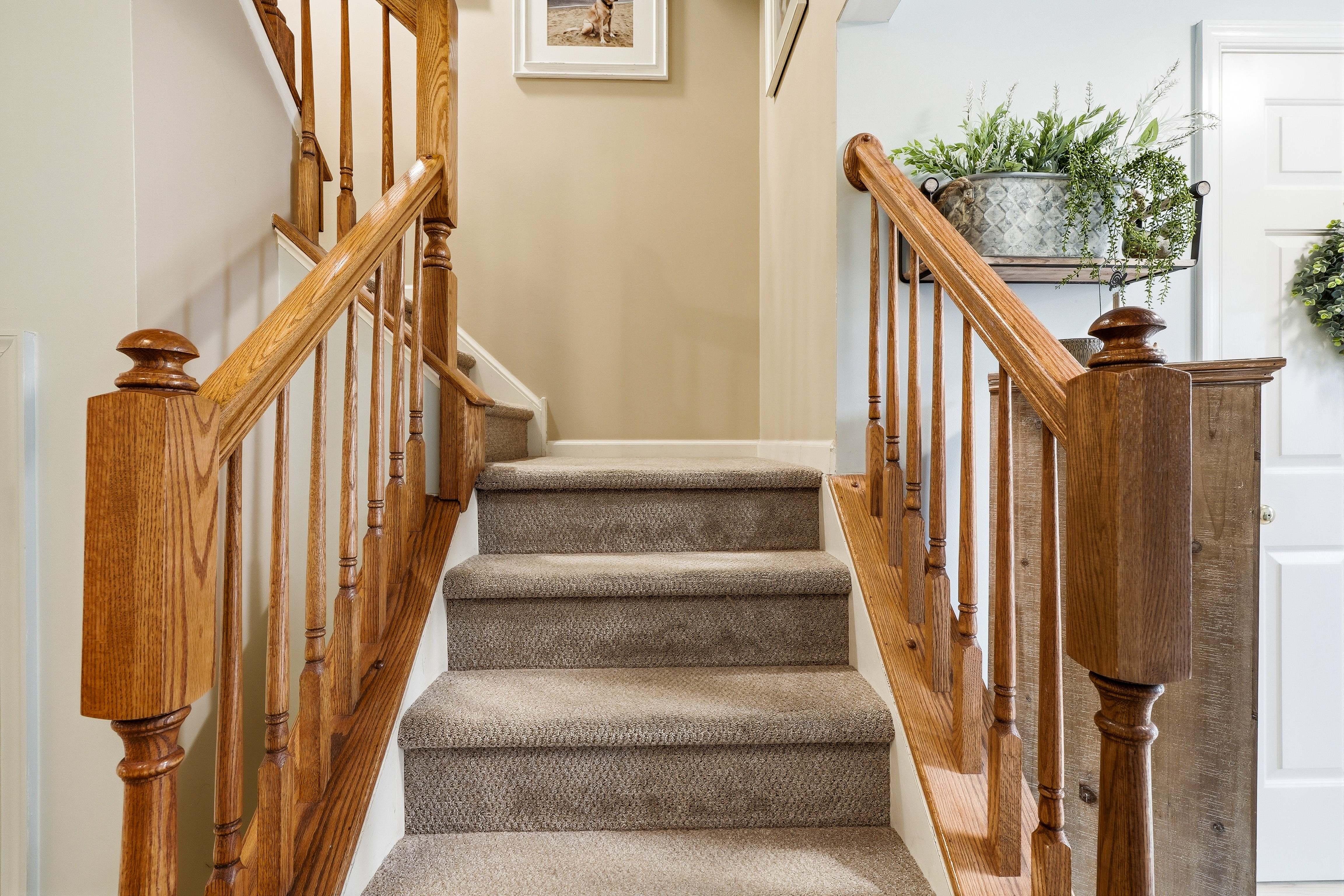  Immaculate & Beautifully Maintained Townhouse in Cedar Glen - 物件實景
