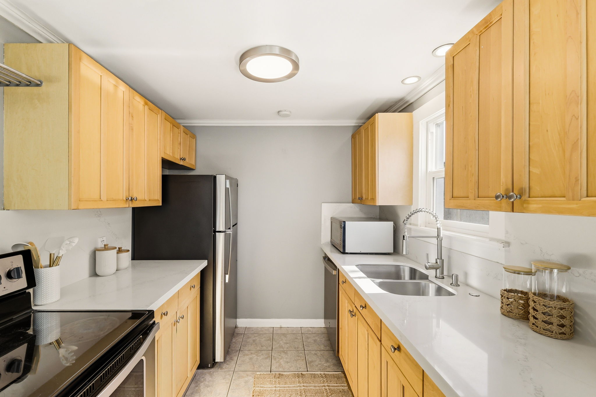  8257 Interlake Ave N, Seattle, WA 98103 - 物件實景