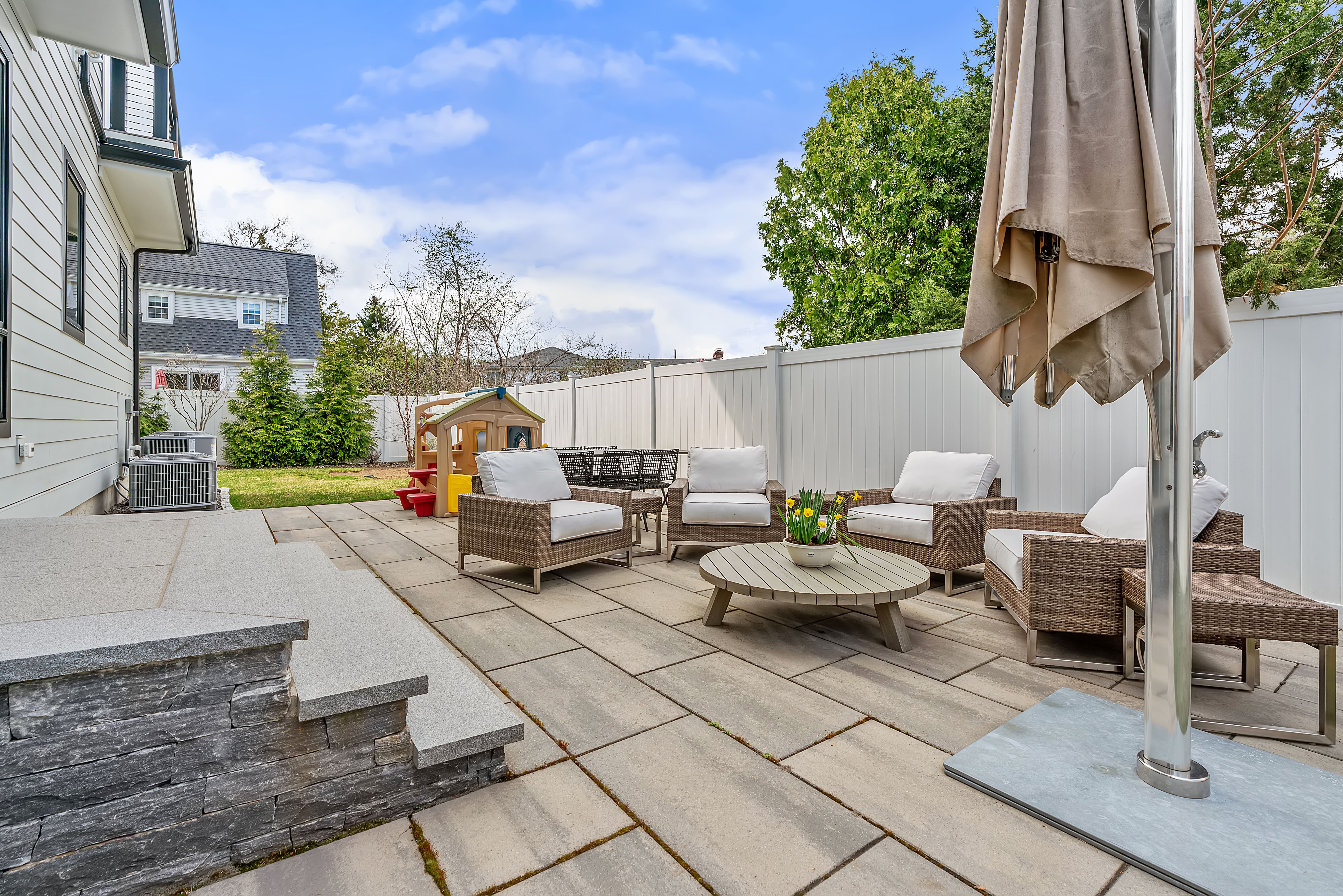  9 Whittlesley Road, Newton, MA, 02459 - 物件實景