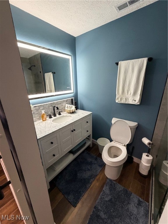 Port Clinton, Ohio, 43452, United States, 4 Bedrooms Bedrooms, ,3 BathroomsBathrooms,Residential,For Sale,1977283