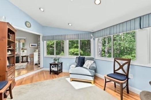 Duxbury, Massachusetts, 02232, United States, 2 Bedrooms Bedrooms, ,3 BathroomsBathrooms,Residential,For Sale,1839812