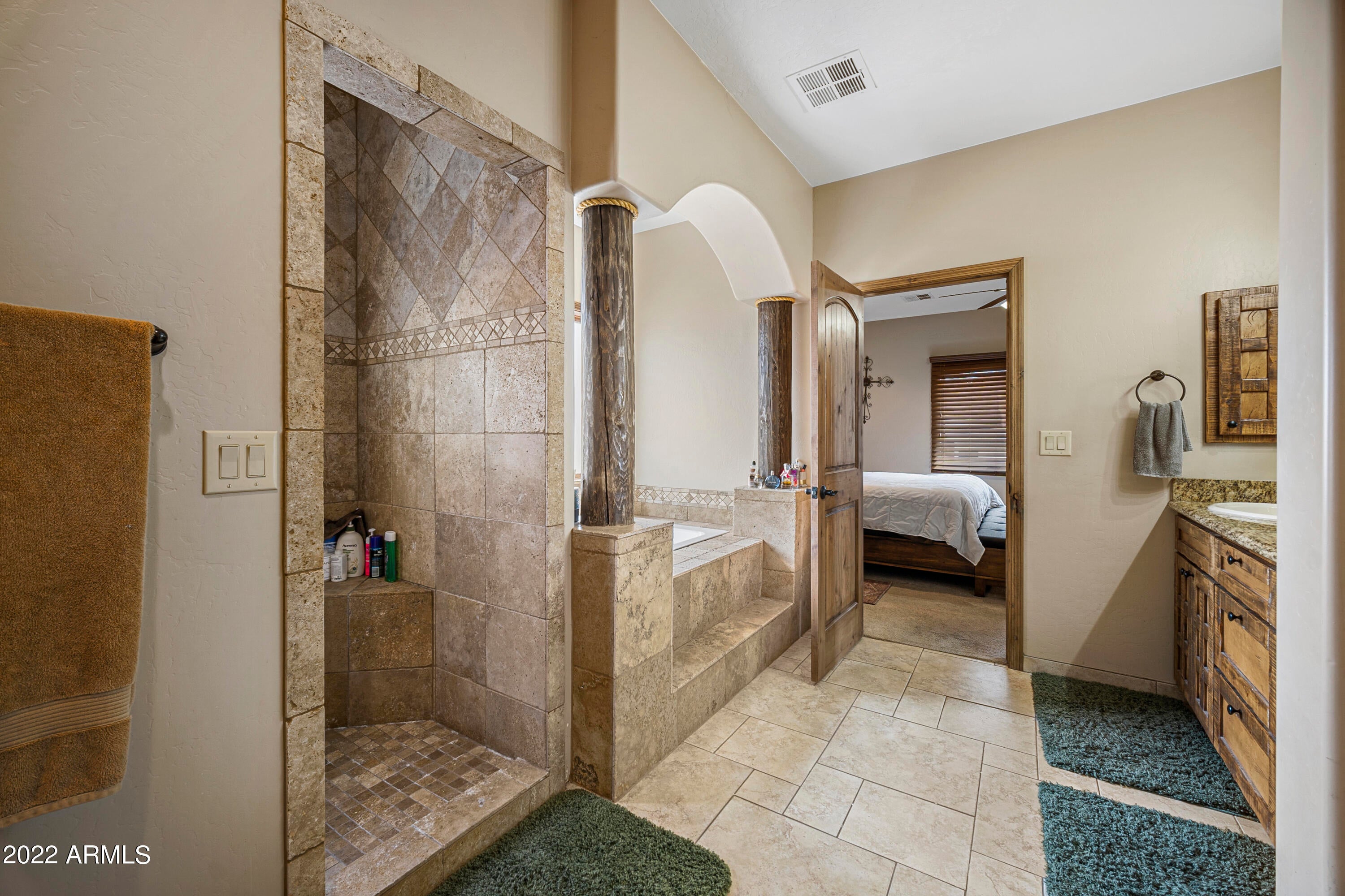 Wickenburg, Arizona, 85390, United States, 3 Bedrooms Bedrooms, ,3 BathroomsBathrooms,Residential,For Sale,2002542