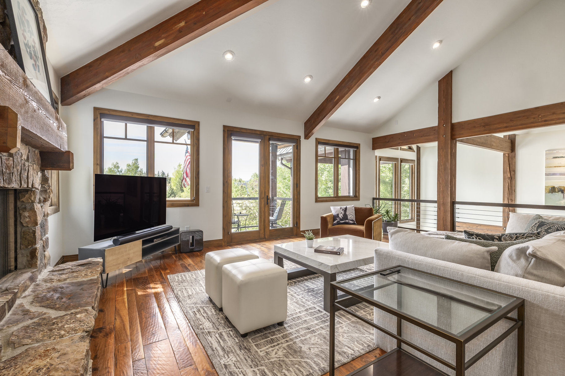  Timeless Mountain Retreat in Chatham Hills next to Rail Trail - 物件實景