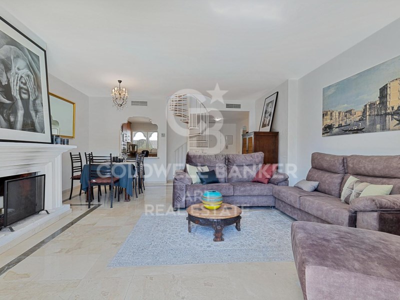 Estepona, Andalusia, ES, 2 Bedrooms Bedrooms, ,2 BathroomsBathrooms,Residential,For Sale,1827063