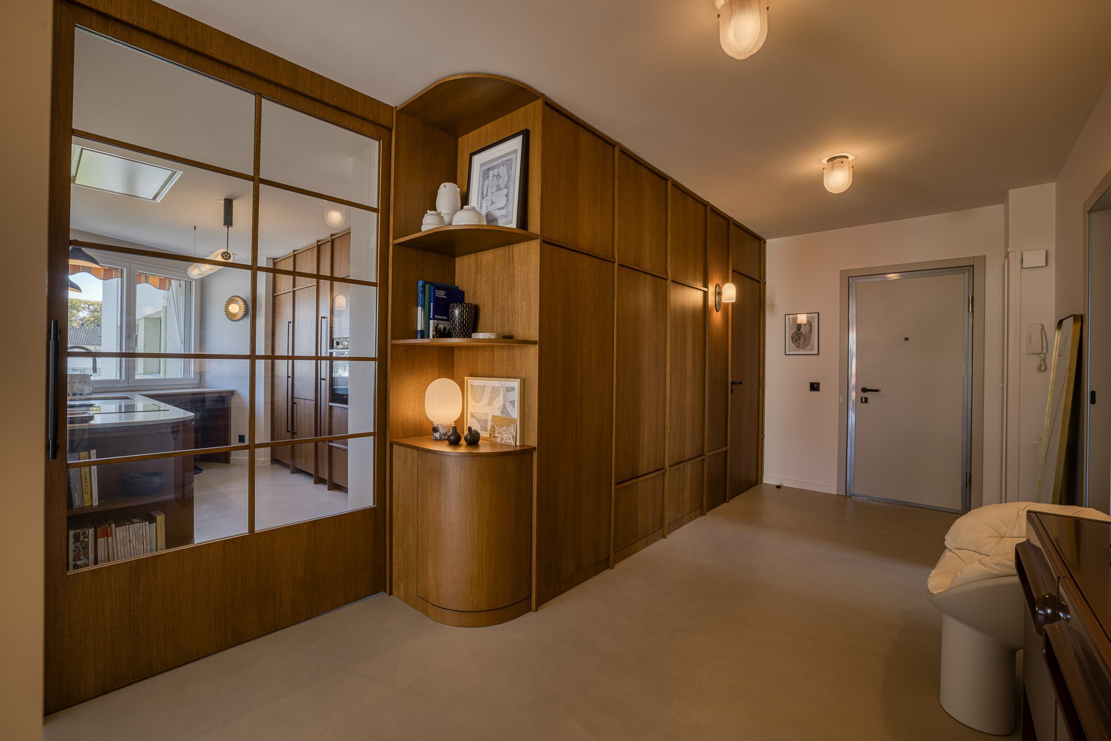  Between the Lake and the City Center – Elegant Designer Apartment - 物件實景