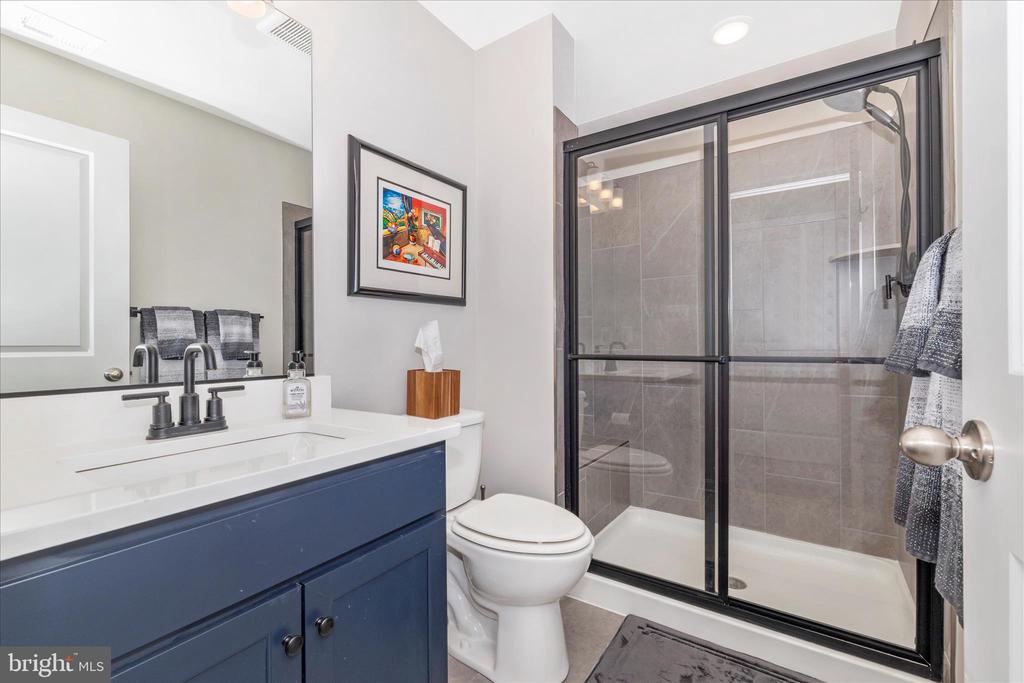 Frederick, Maryland, 21701, United States, 4 Bedrooms Bedrooms, ,4 BathroomsBathrooms,Residential,For Sale,2005194