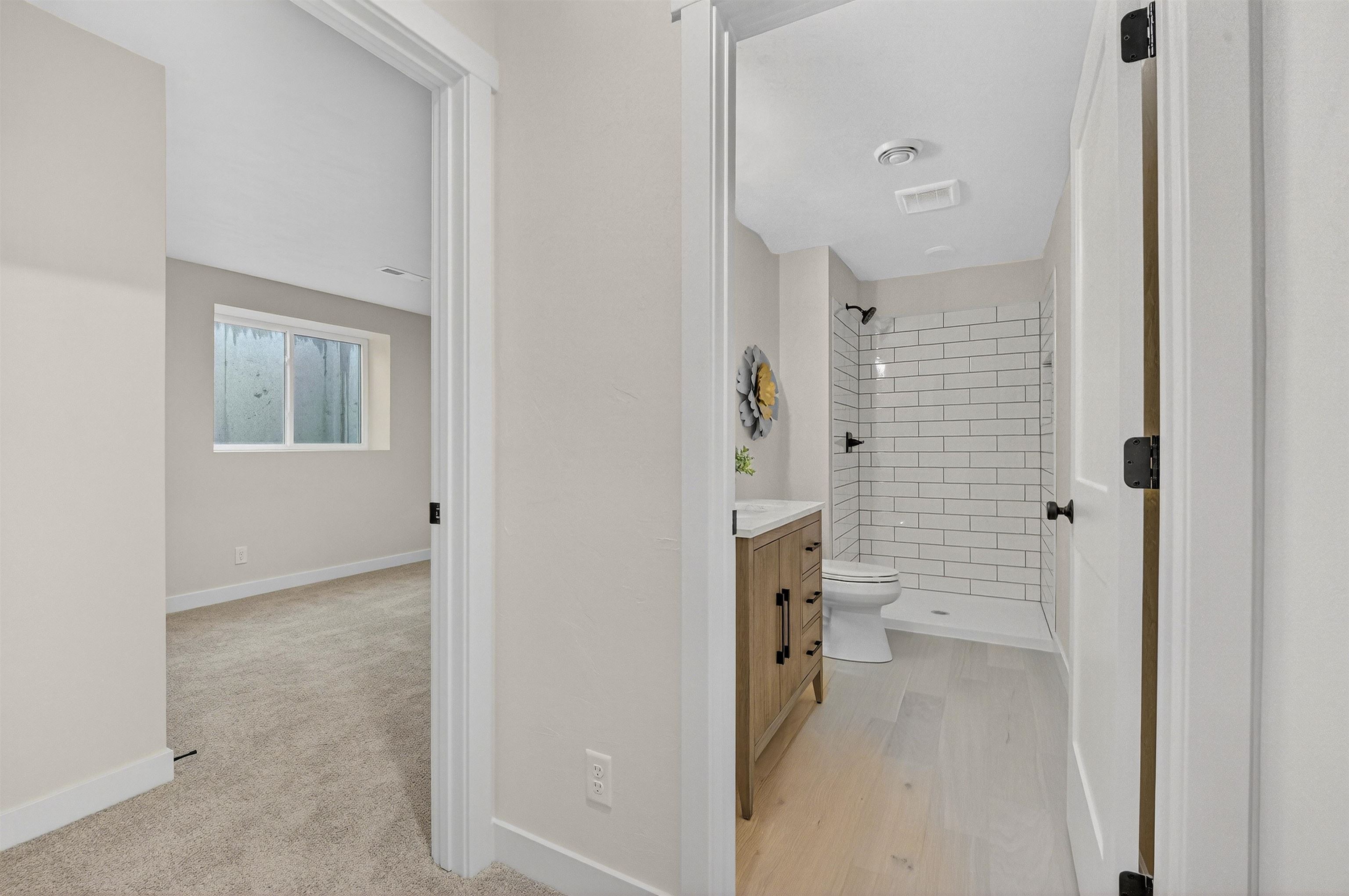 MENASHA, Wisconsin, 54952, United States, 4 Bedrooms Bedrooms, ,3 BathroomsBathrooms,Residential,For Sale,1996198