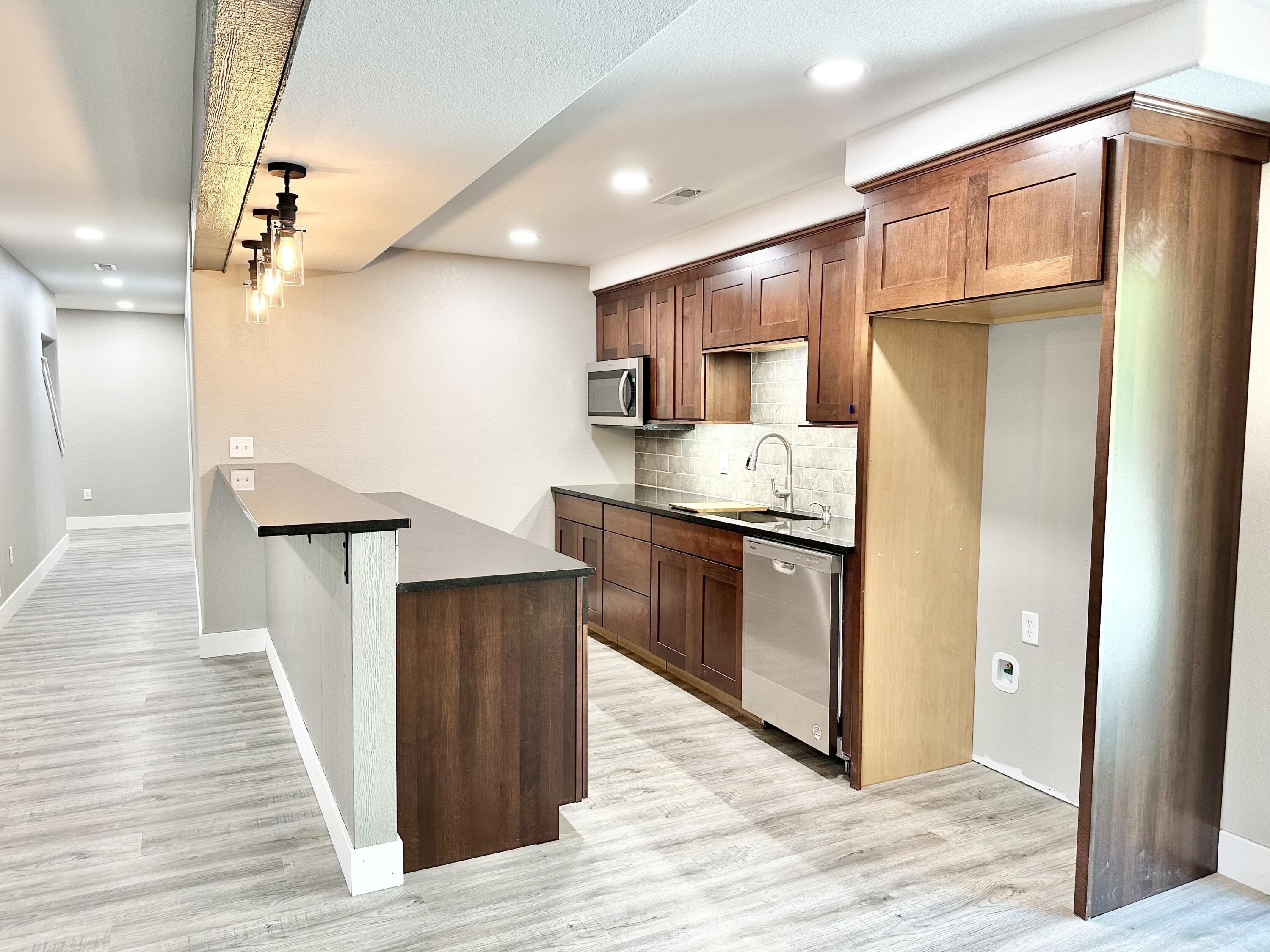 Shell Knob, Missouri, 65747, United States, 5 Bedrooms Bedrooms, ,3 BathroomsBathrooms,Residential,For Sale,1982122