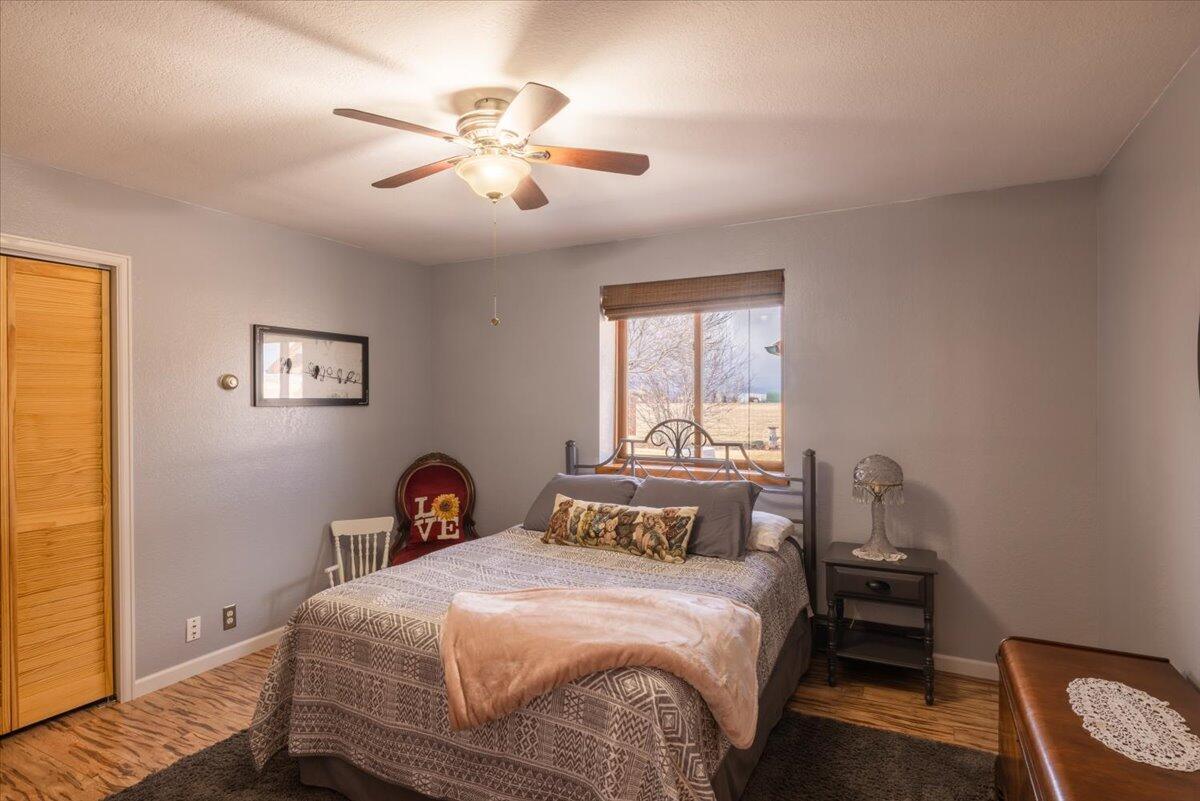 Montrose, Colorado, United States, 3 Bedrooms Bedrooms, ,3 BathroomsBathrooms,Residential,For Sale,1792870