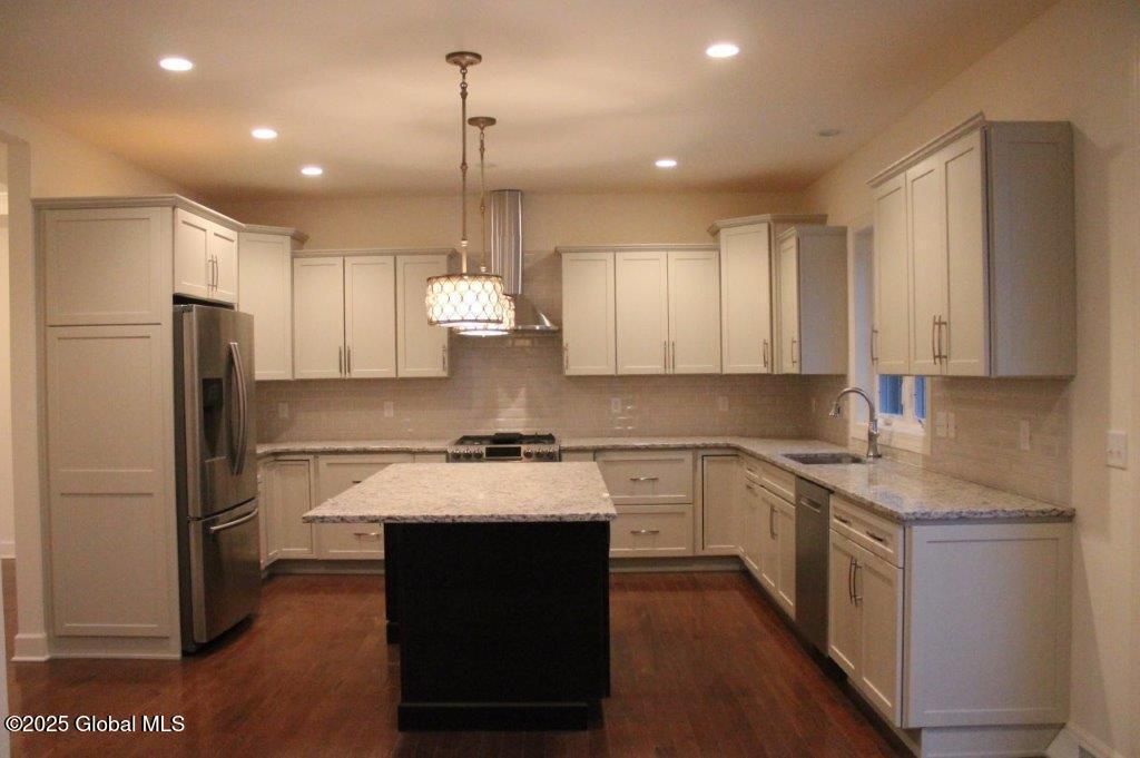 Castleton, New York, 12033, United States, 4 Bedrooms Bedrooms, ,3 BathroomsBathrooms,Residential,For Sale,1989599