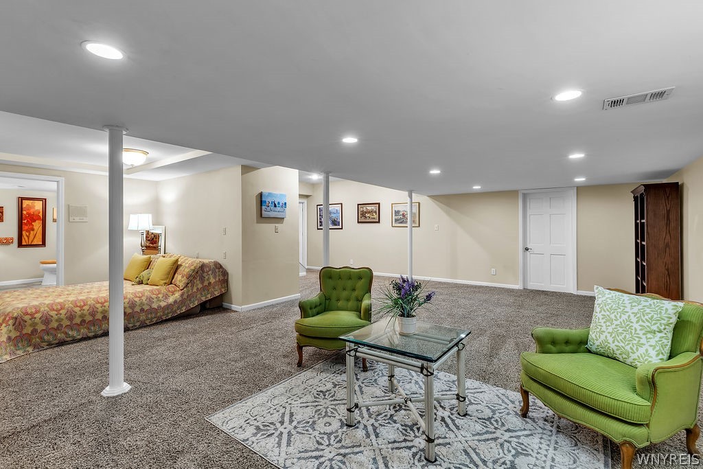 Grand Island, New York, 14072, United States, 4 Bedrooms Bedrooms, ,4 BathroomsBathrooms,Residential,For Sale,2048068