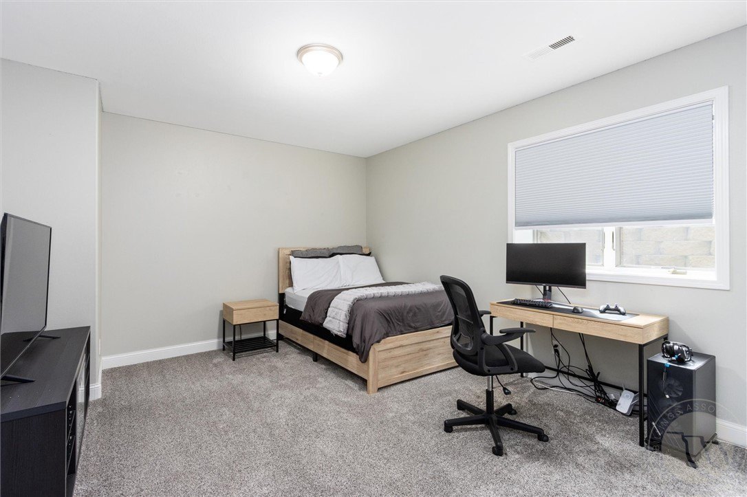 Billings, Montana, 59106, United States, 5 Bedrooms Bedrooms, ,3 BathroomsBathrooms,Residential,For Sale,1921857