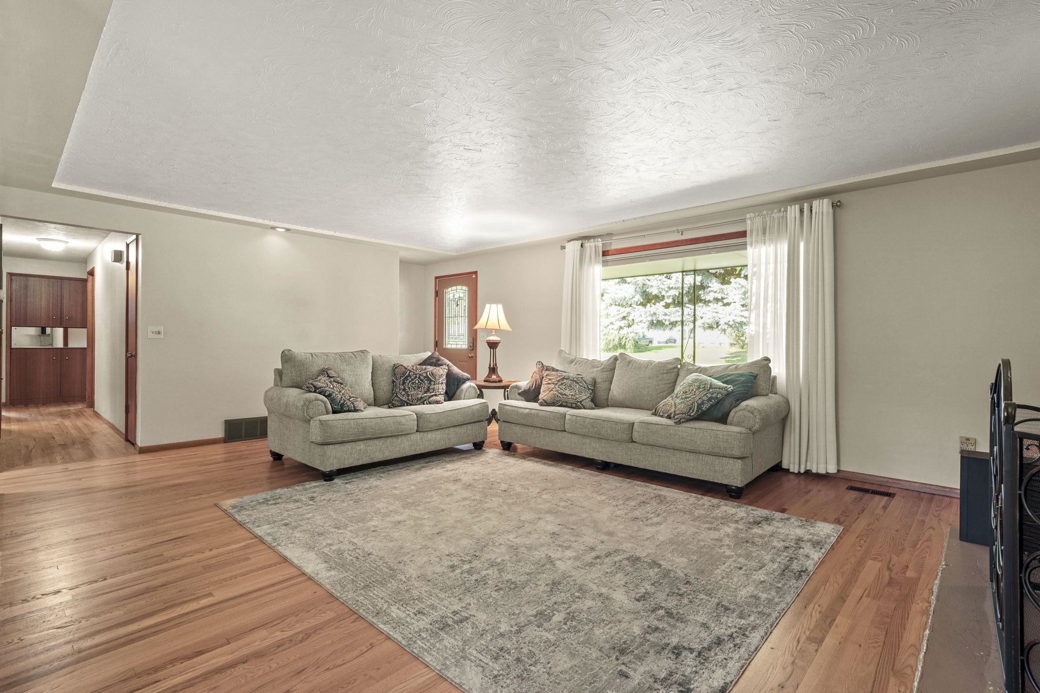Spokane, Washington, 99208, United States, 4 Bedrooms Bedrooms, ,3 BathroomsBathrooms,Residential,For Sale,1938722