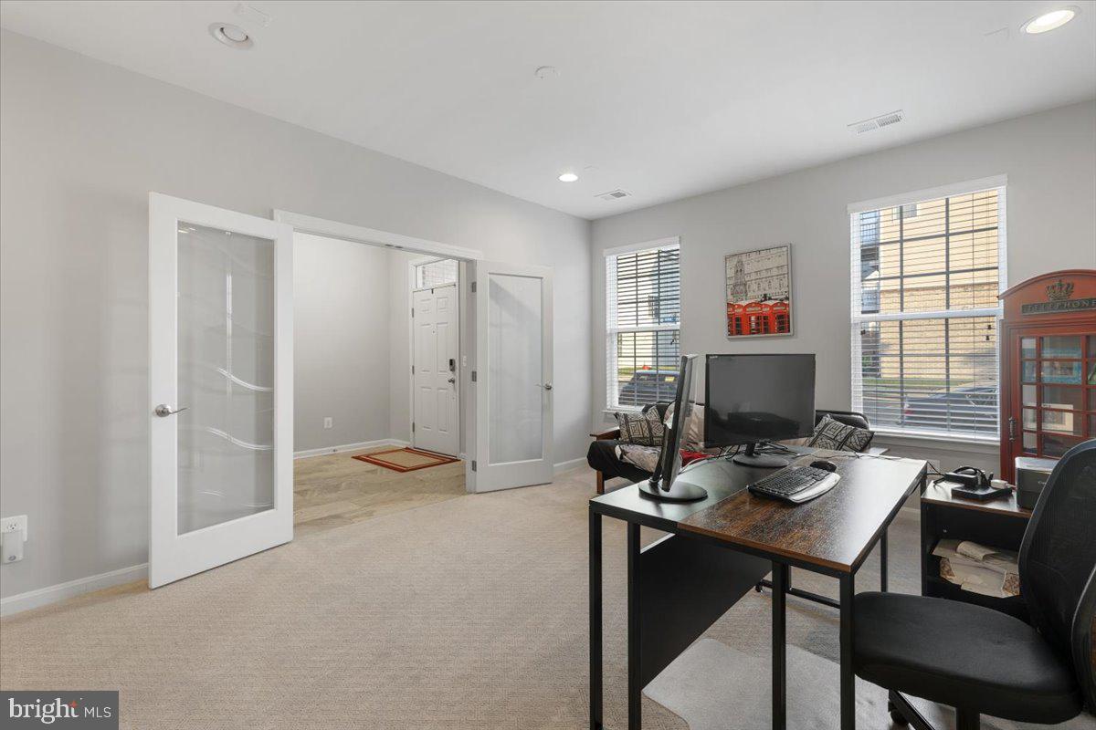 Leesburg, Virginia, 20176, United States, 3 Bedrooms Bedrooms, ,4 BathroomsBathrooms,Residential,For Sale,2003528