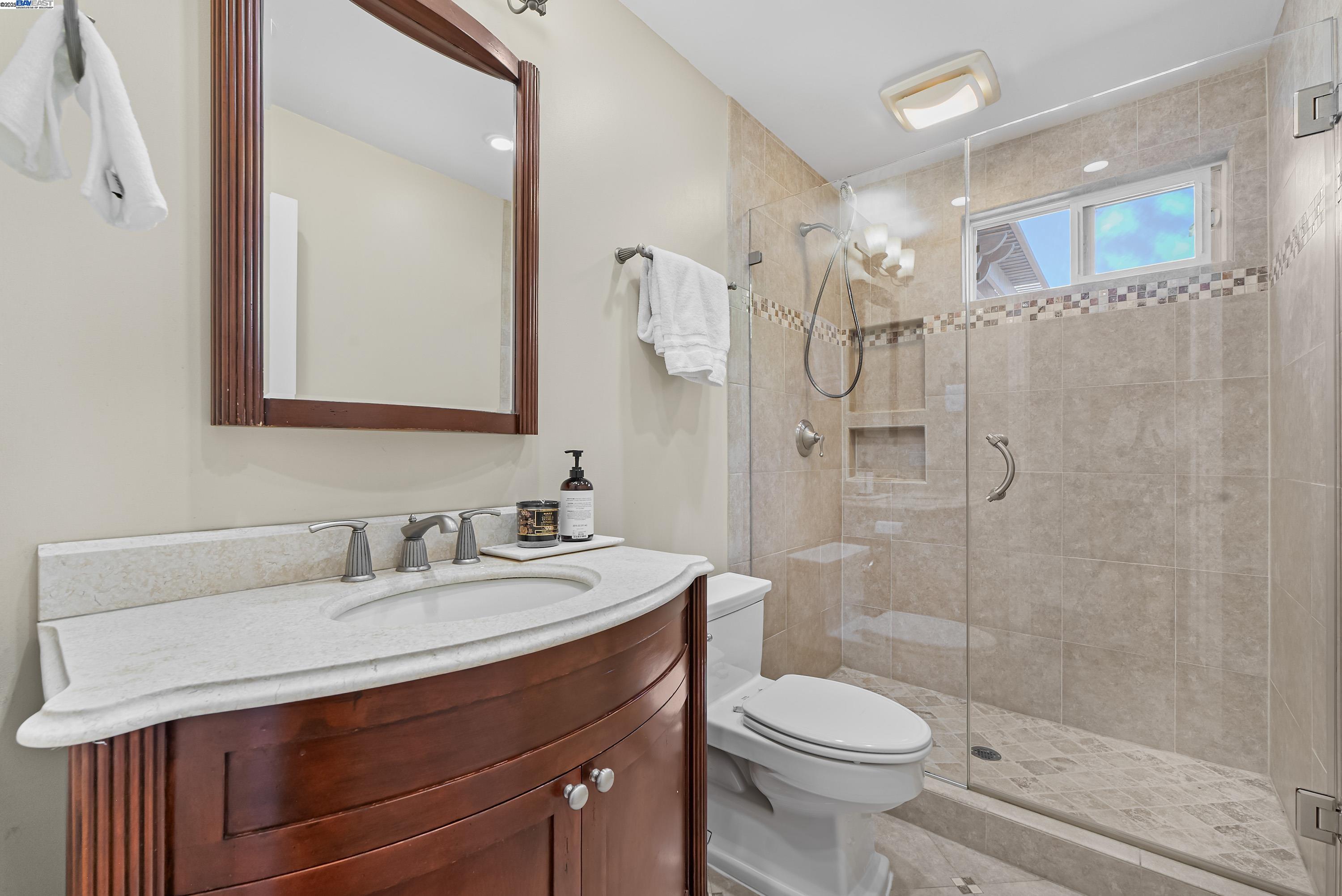 Pleasanton, California, 94566, United States, 4 Bedrooms Bedrooms, ,3 BathroomsBathrooms,Residential,For Sale,1940349