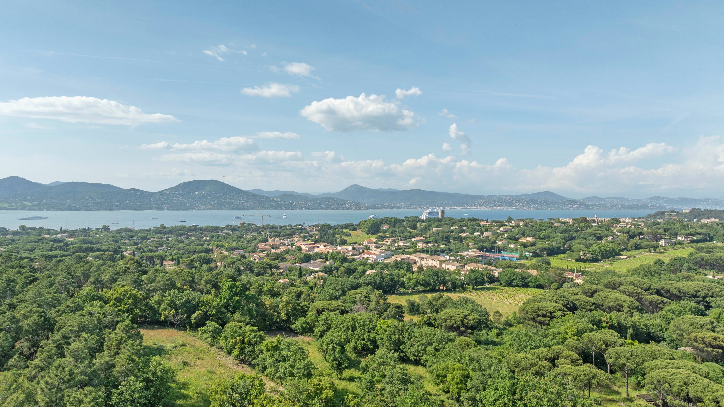  Contemporary sea view villa with 7 suites, pool & Spa for sale in Ramatuelle - 物件實景