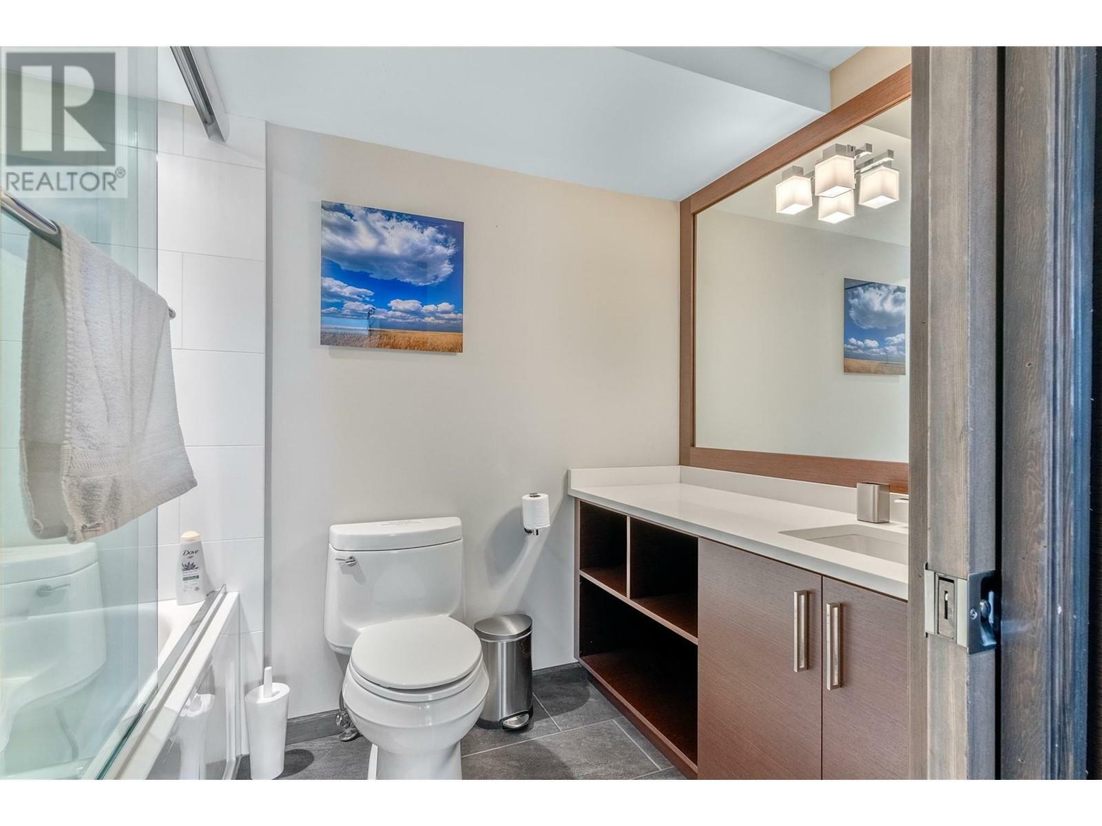 ANGLEMONT, British Columbia, V0E 1M8, CA, 5 Bedrooms Bedrooms, ,4 BathroomsBathrooms,Residential,For Sale,1838745