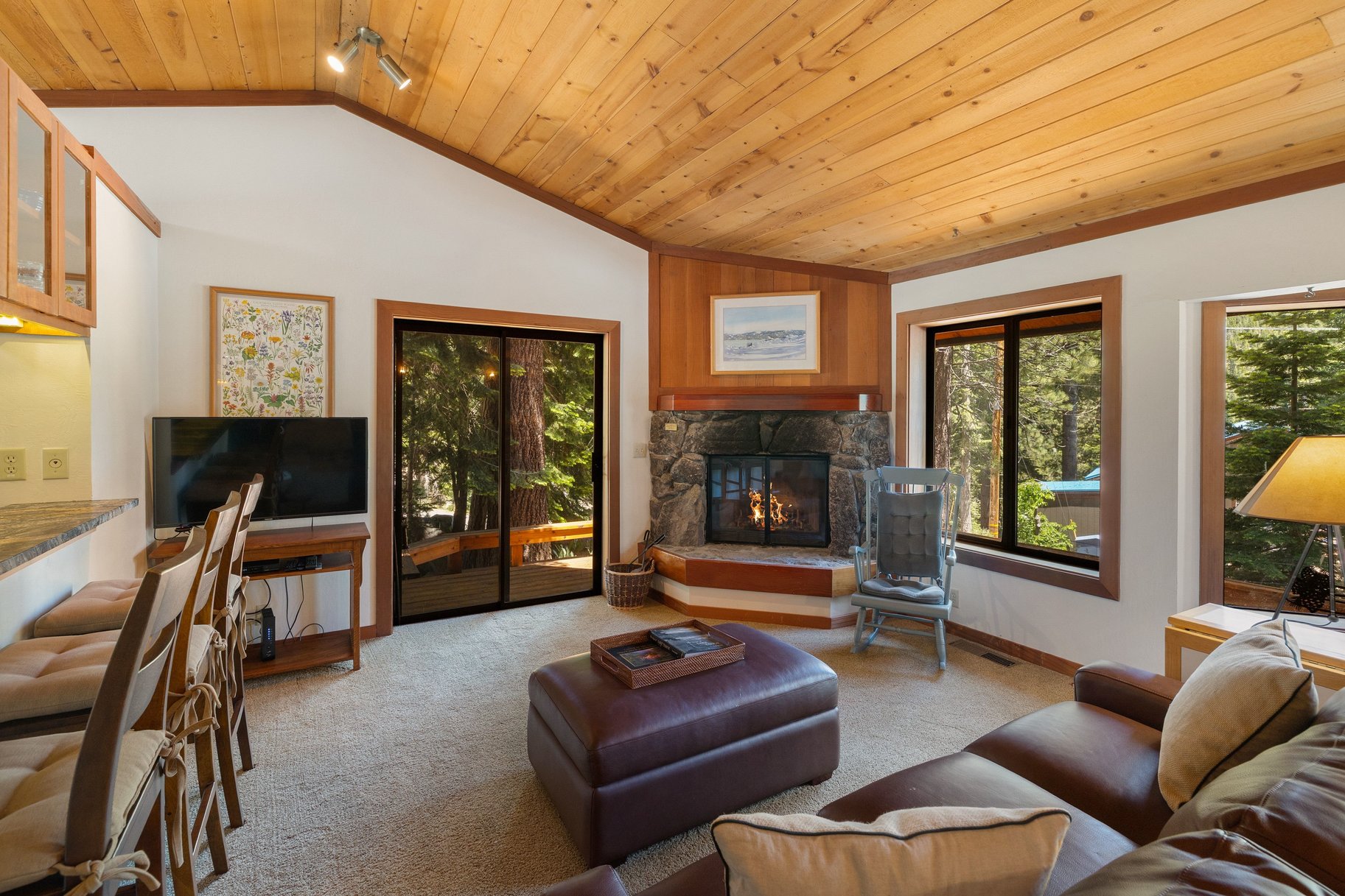  Cozy Olympic Valley Ski Cabin Near Palisades Tahoe - 物件實景