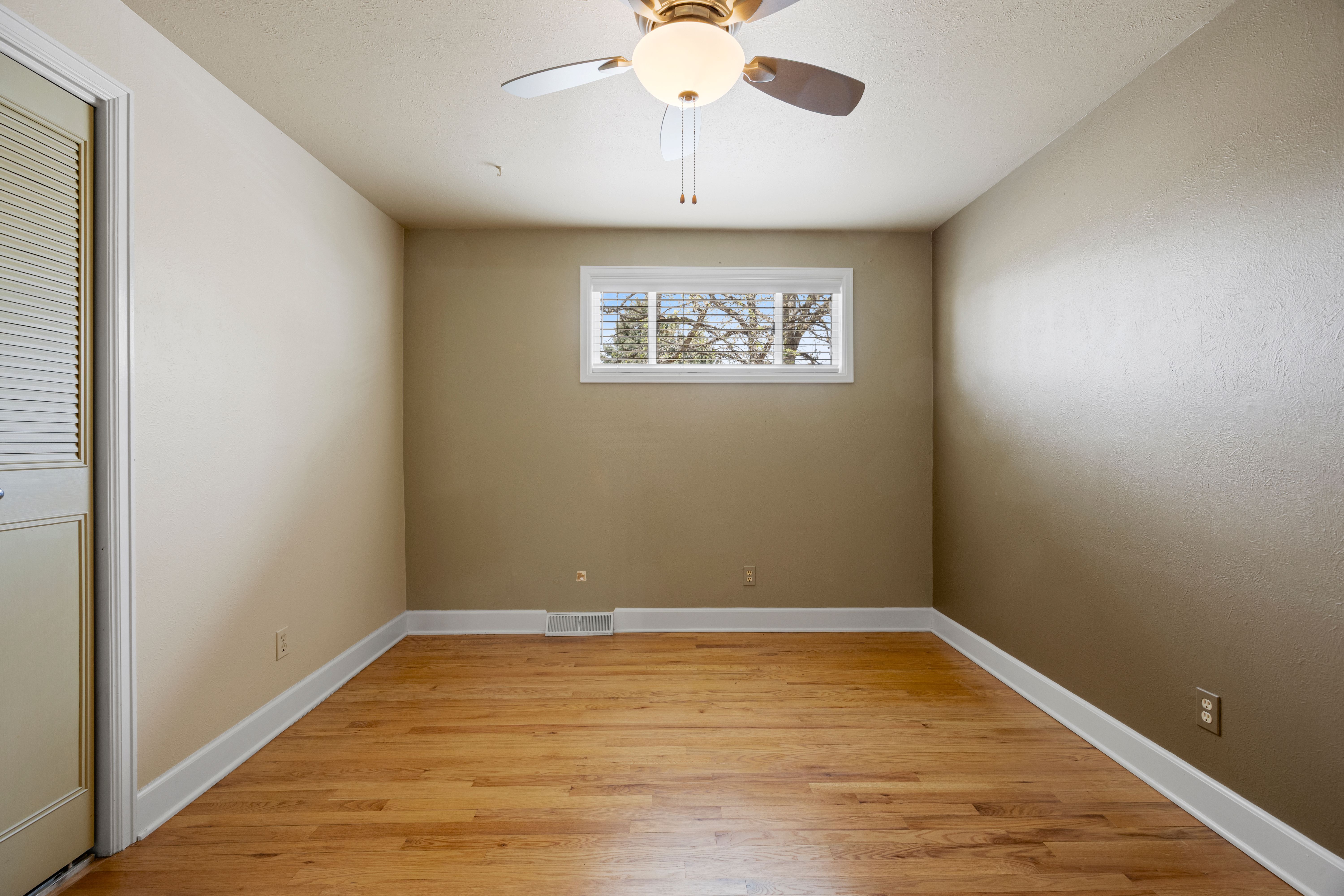  Beautifully Updated Home On Cul-De-Sac In Desirable Heritage Place Neighborhood - 物件實景