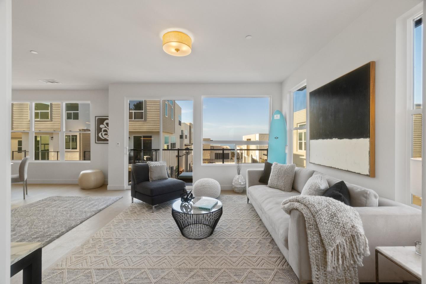 Pacifica, California, 94044, United States, 4 Bedrooms Bedrooms, ,4 BathroomsBathrooms,Residential,For Sale,2003276