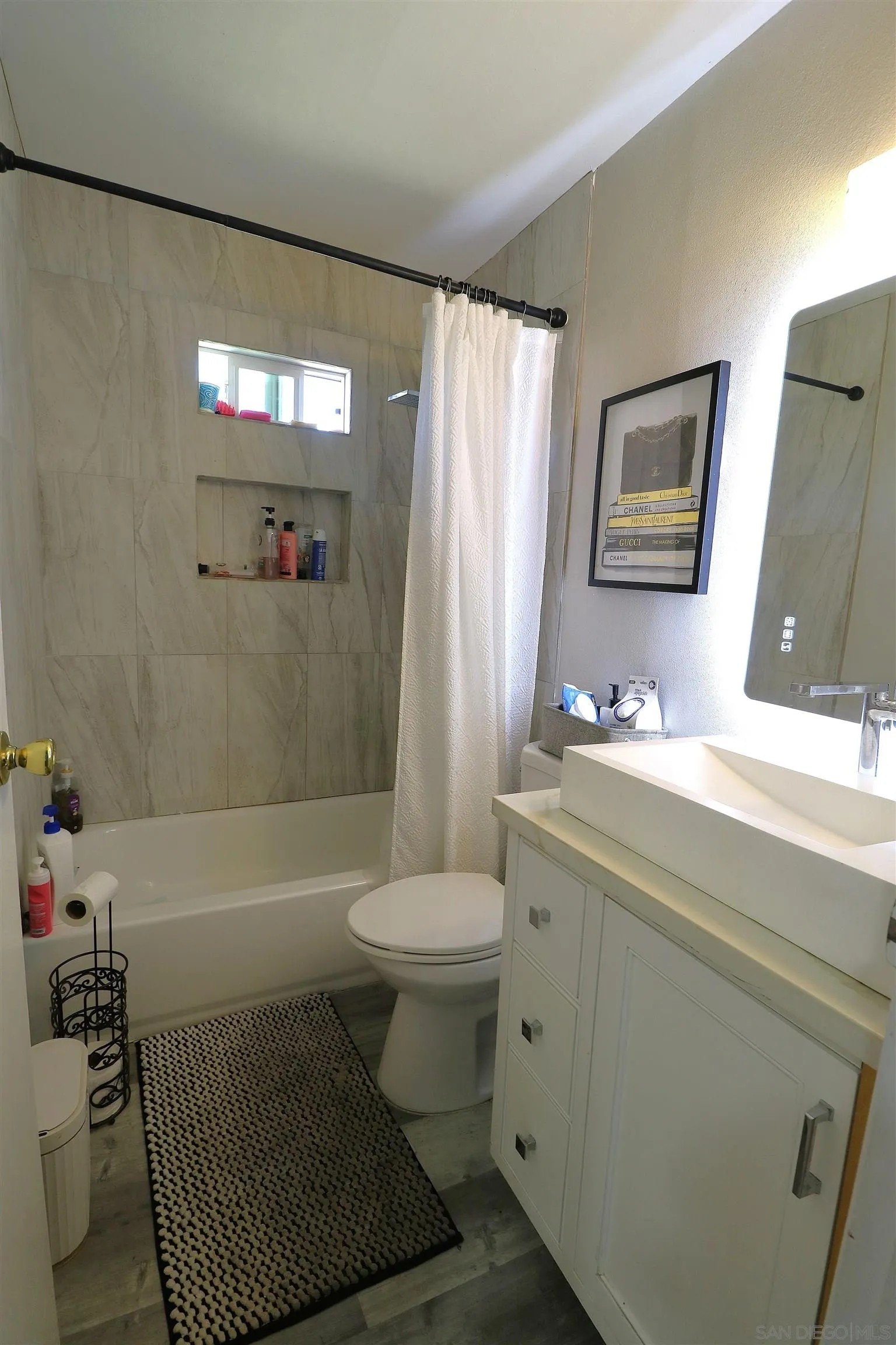 Chula Vista, California, 91911, United States, 3 Bedrooms Bedrooms, ,2 BathroomsBathrooms,Residential,For Sale,1901395
